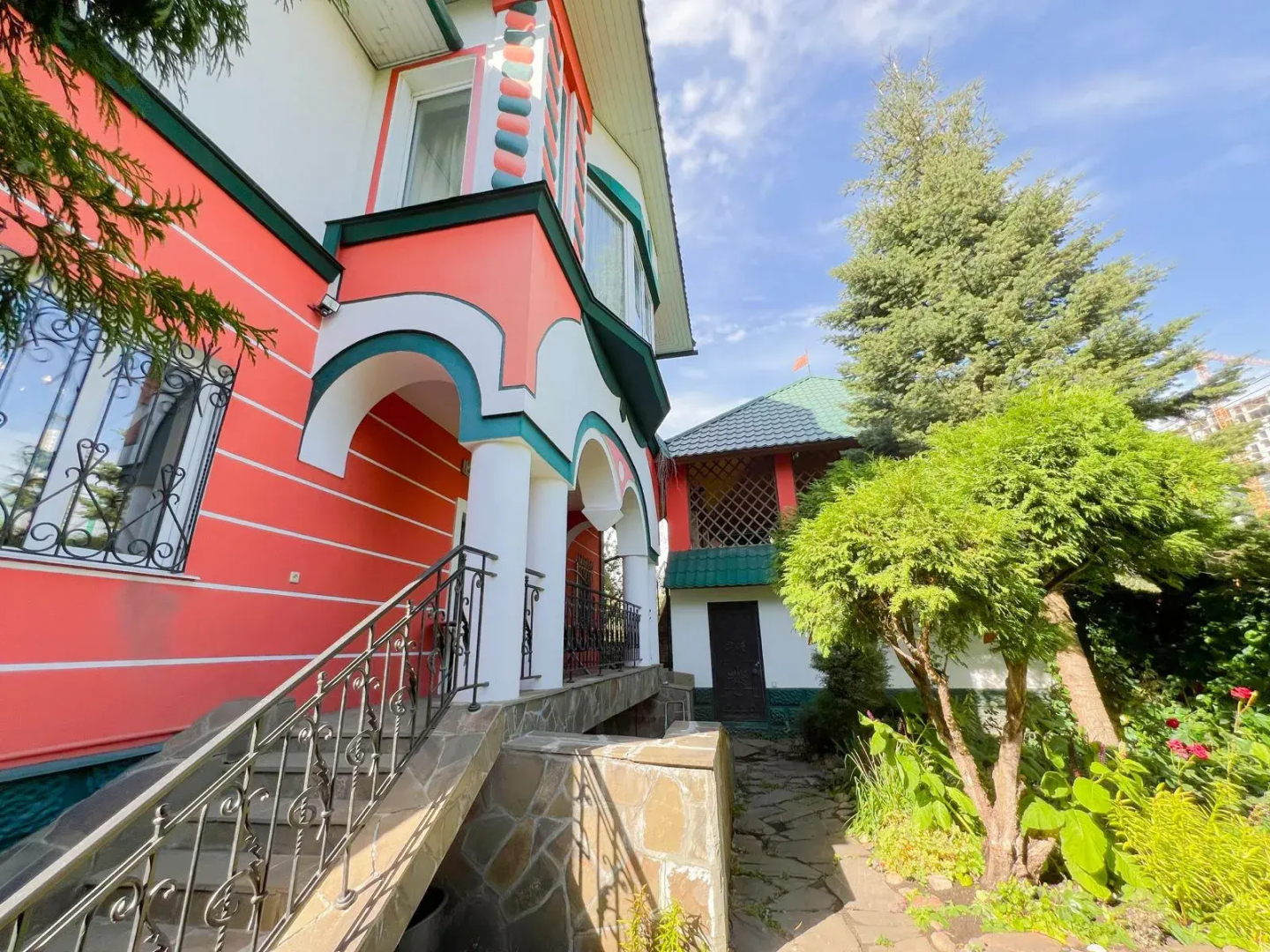 Частный Дом Павшино Village