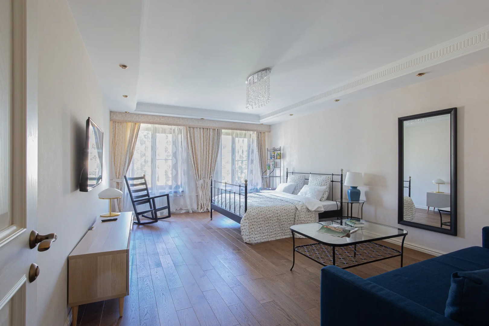 Апартаменты Премиум Город Рек на Большой Конюшенной 1