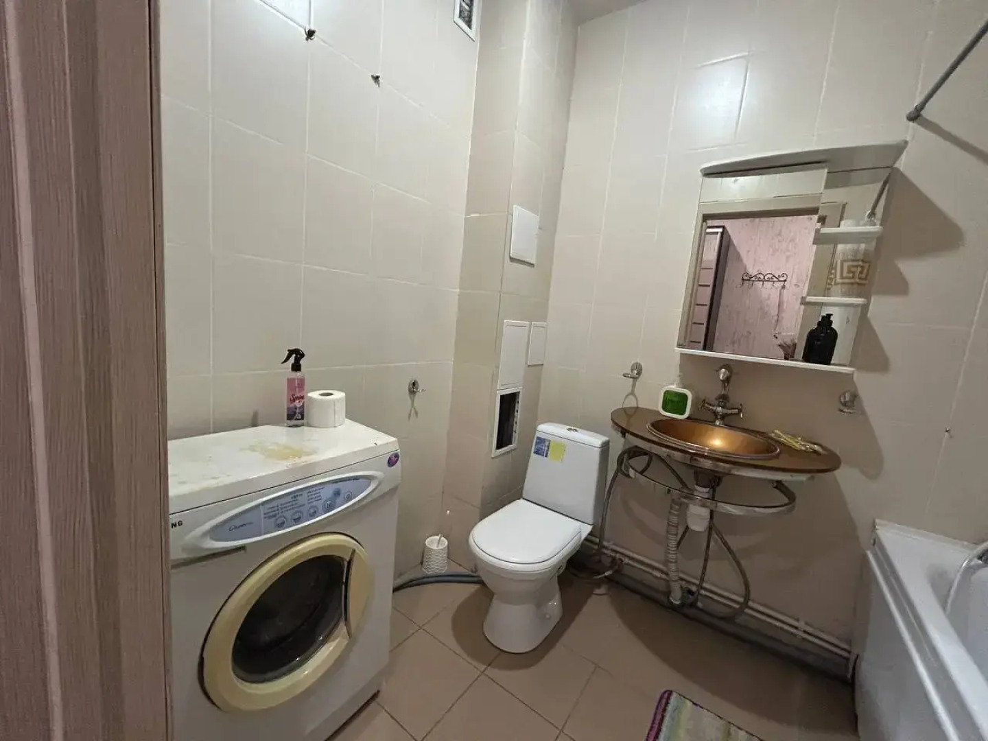 Квартира 1 комнатная на улице Геологоразведчиков 44А