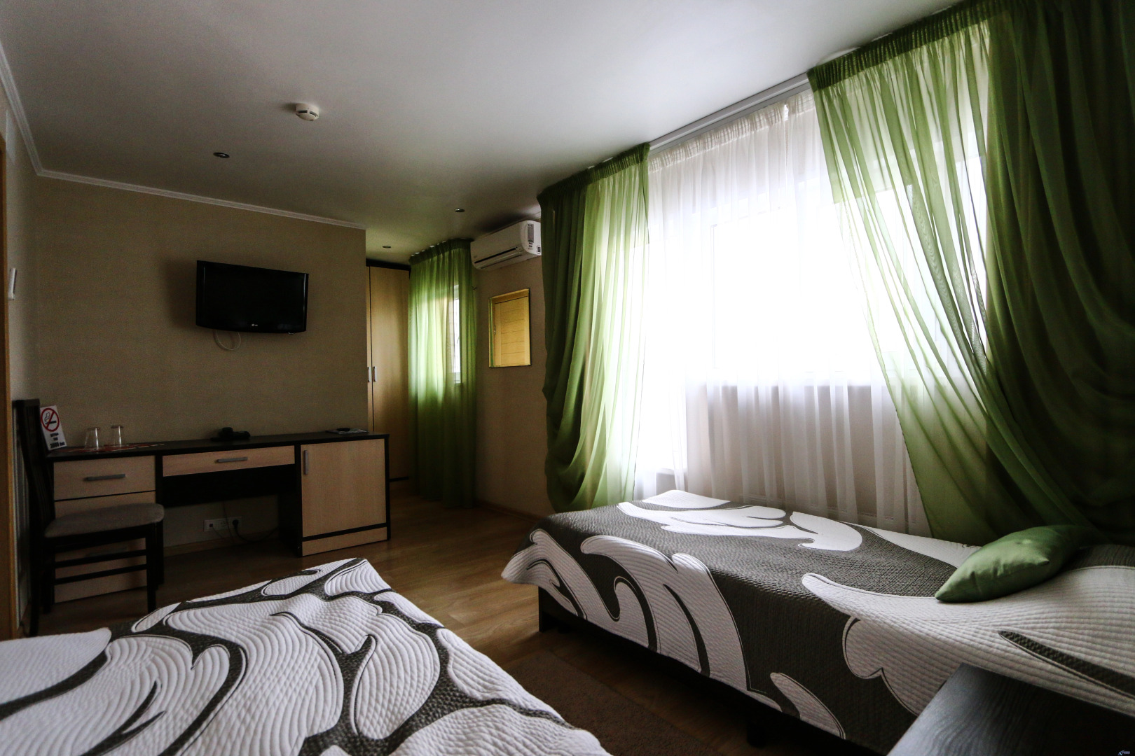 Отель Аэроград