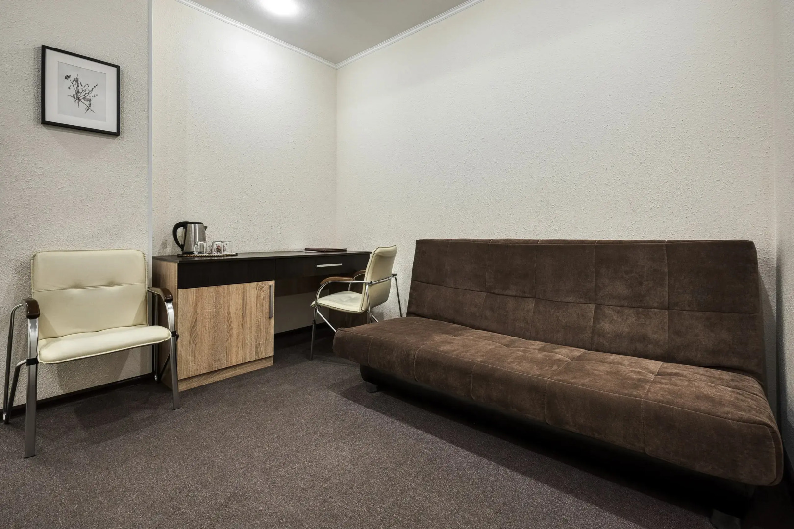 Отель Максим