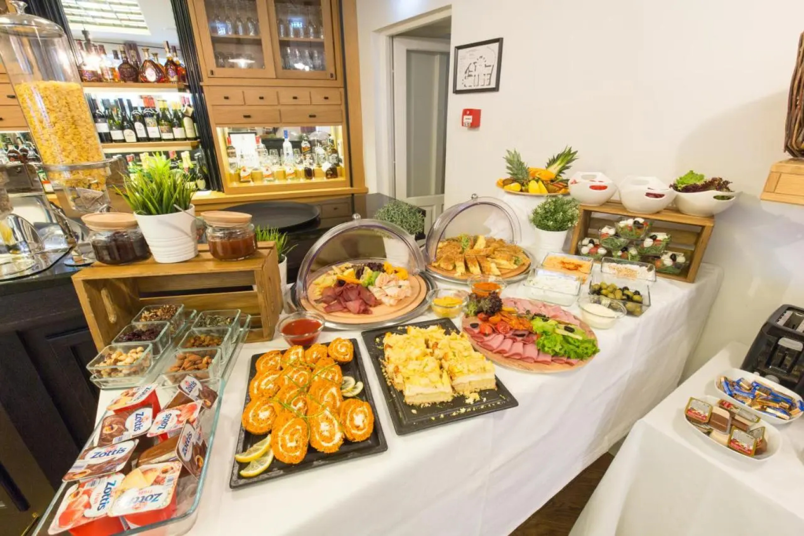 Отель Public House