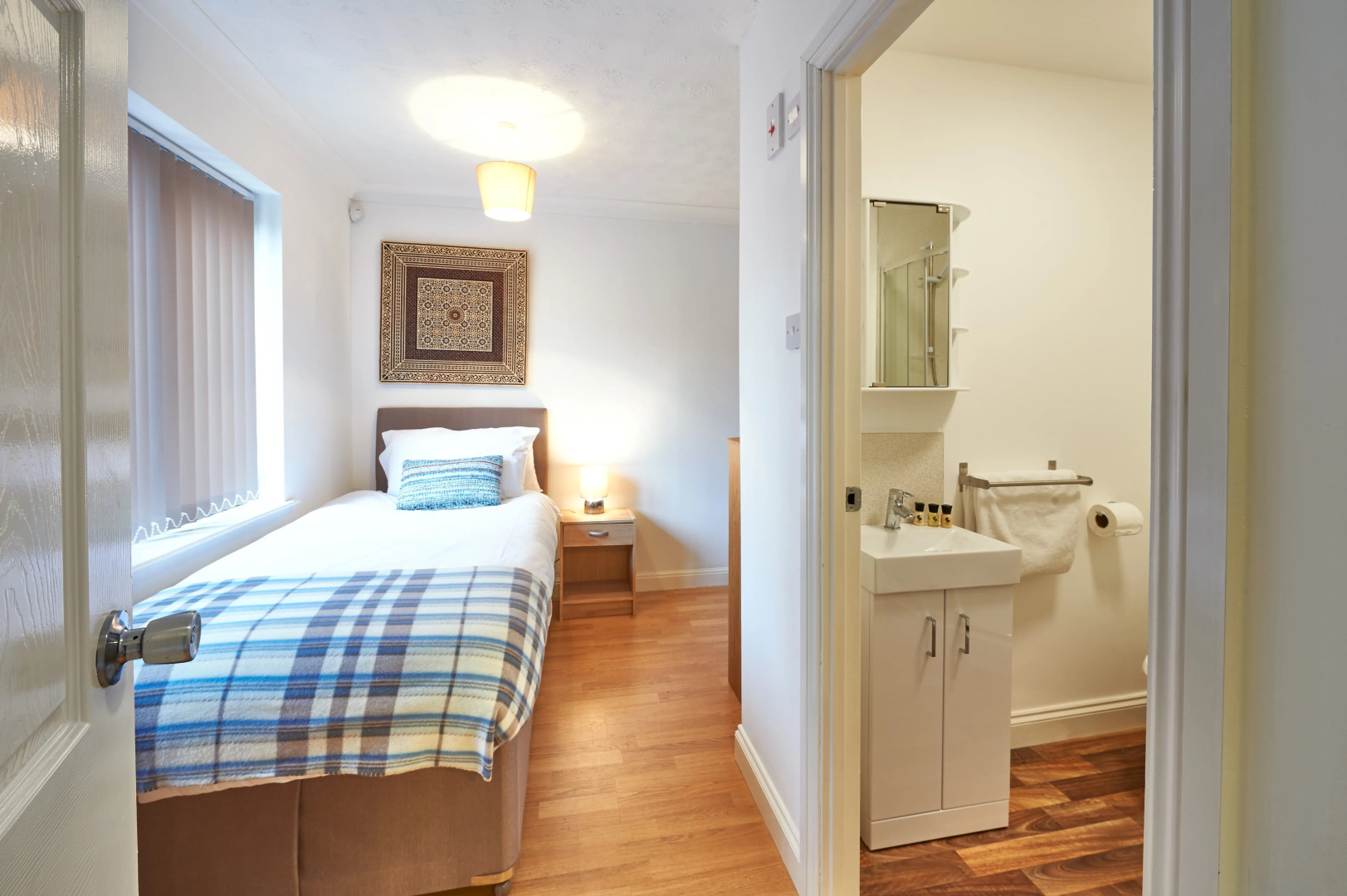 Гостевой Дом Furzton Serviced Houses - Shortstay MK