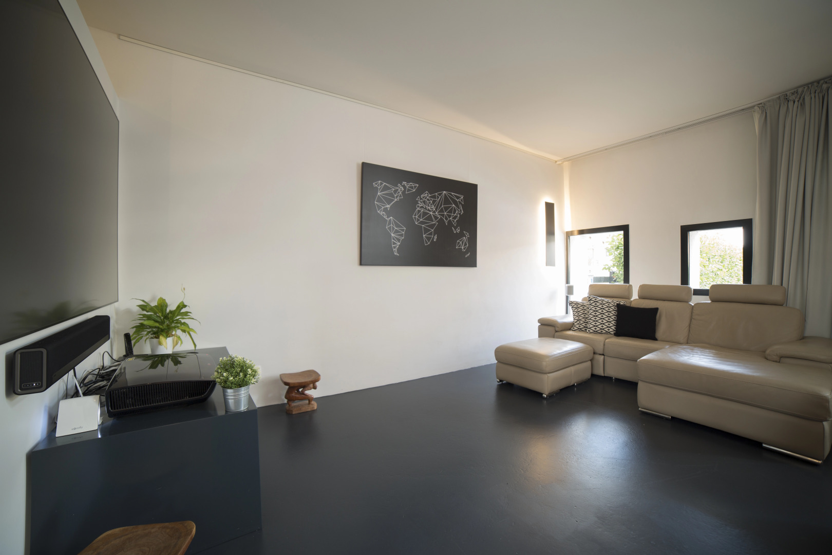 Вилла La Grange Emnitan