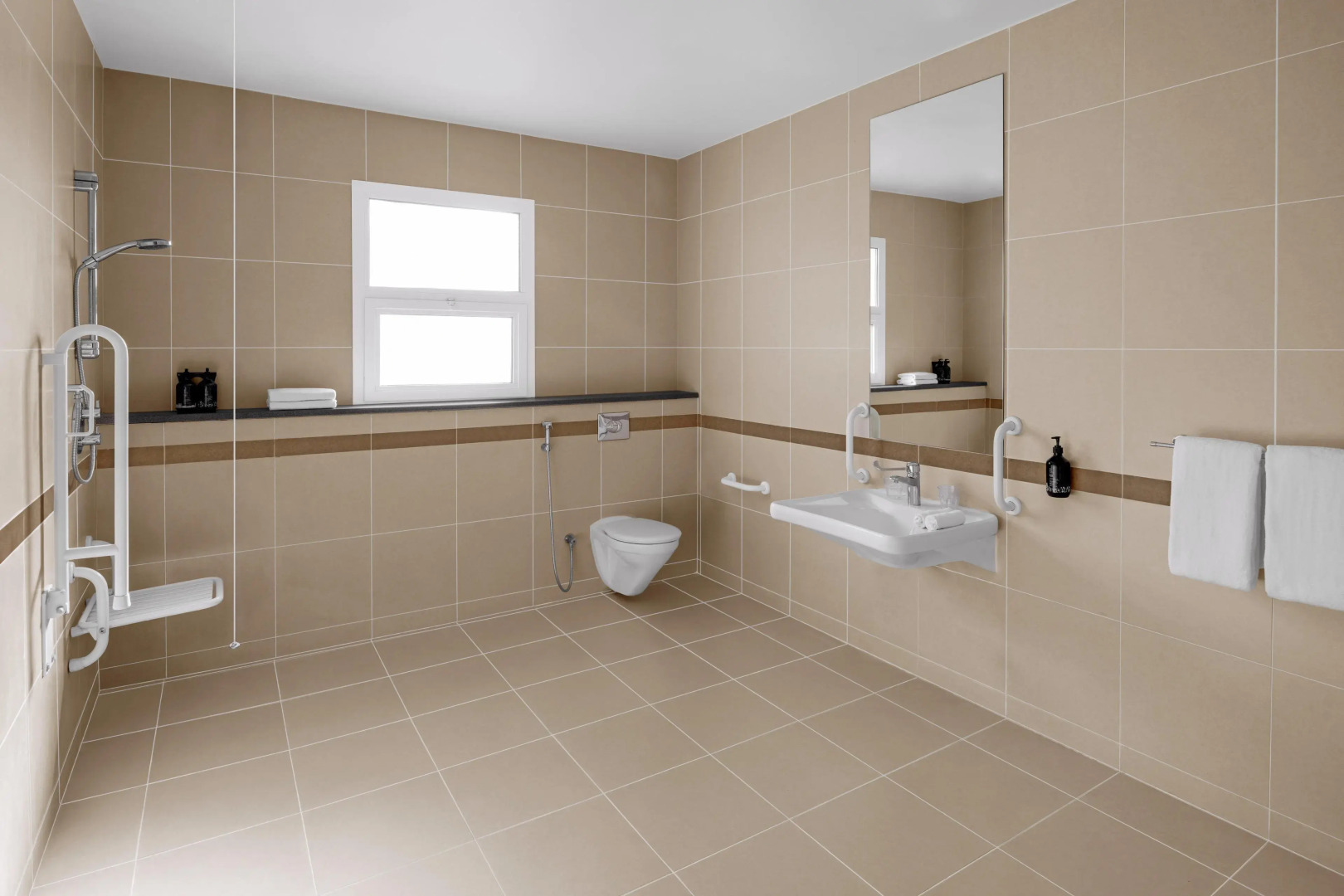 Holiday Inn Express Dubai Safa Park an IHG Hotel