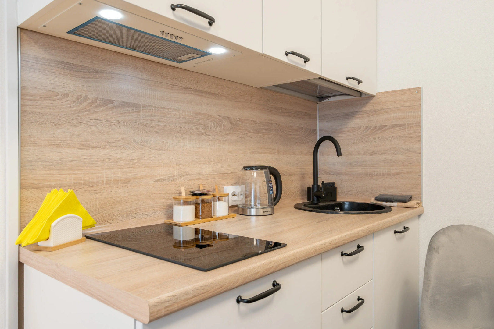 Апартаменты KeysSpb на Фарфоровской St2