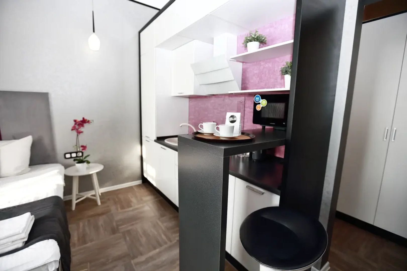 АПАРТАМЕНТЫ REHOME24 Студия 3 на 24 этаже