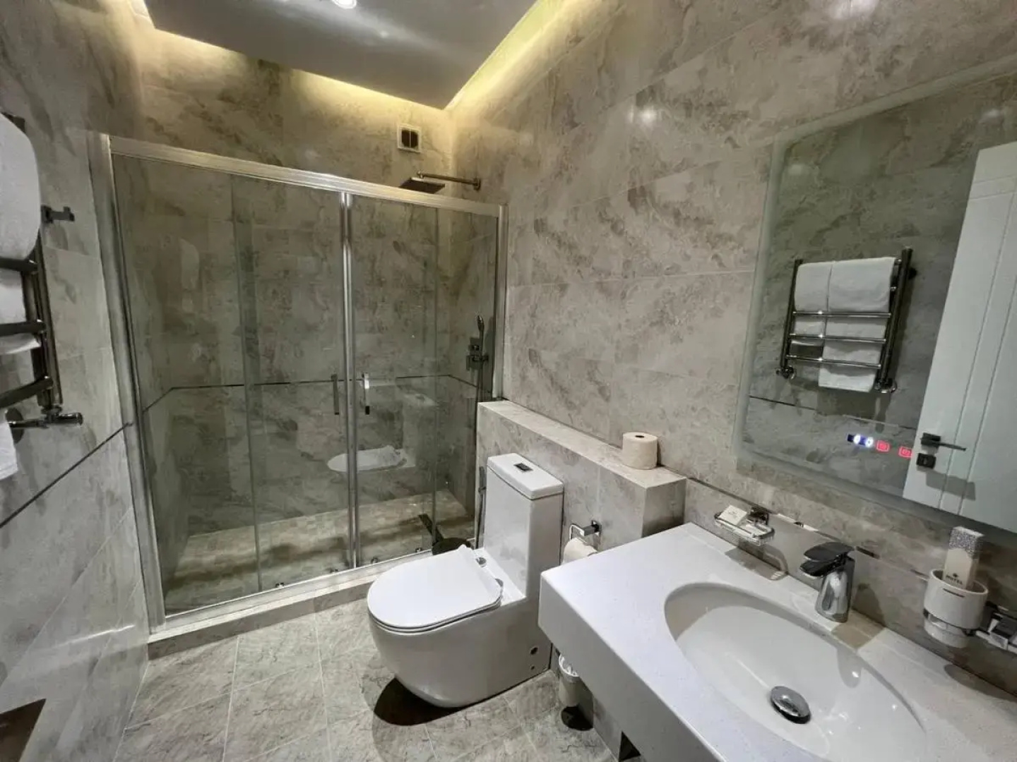 Pana Hotel