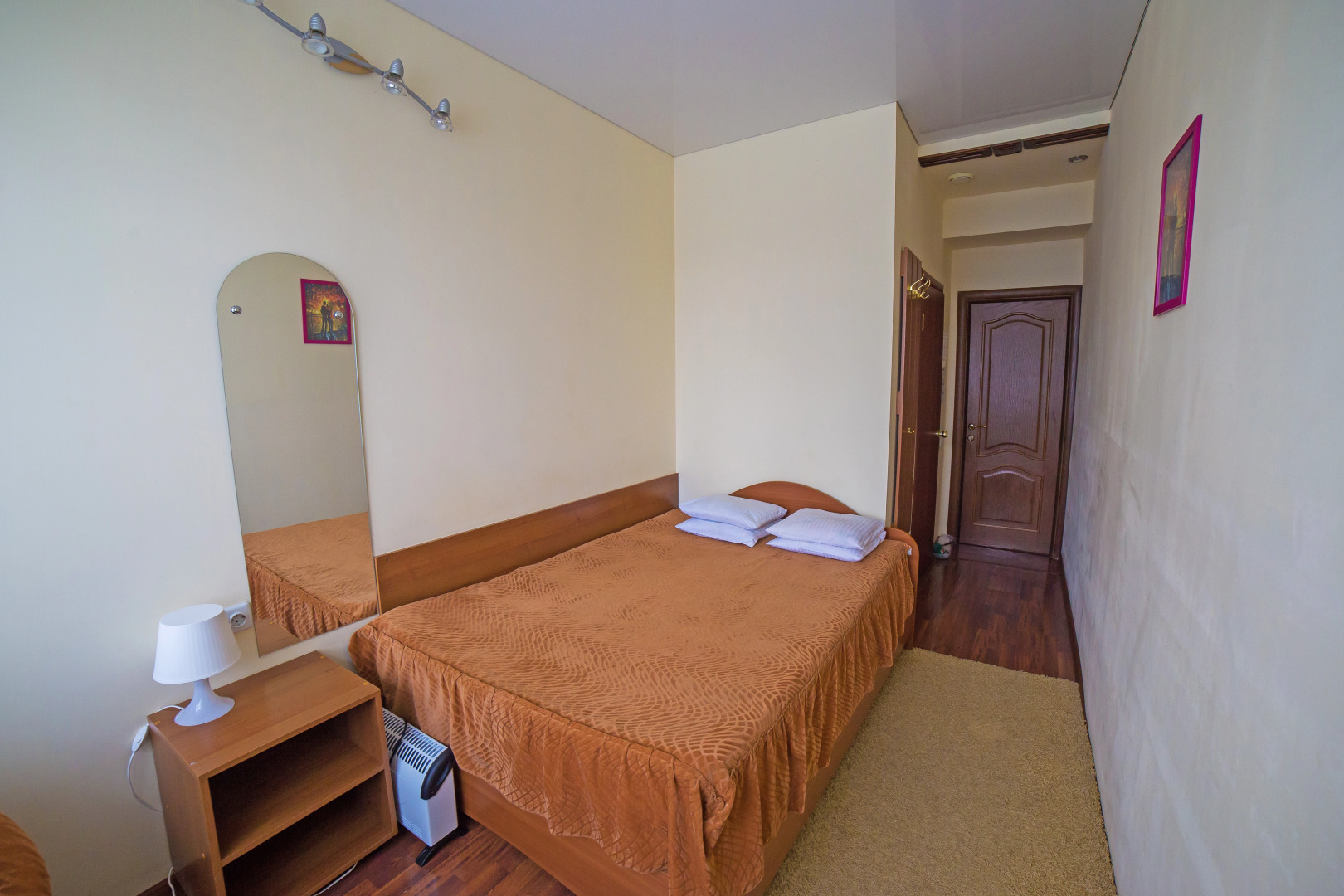 Отель Абсолют