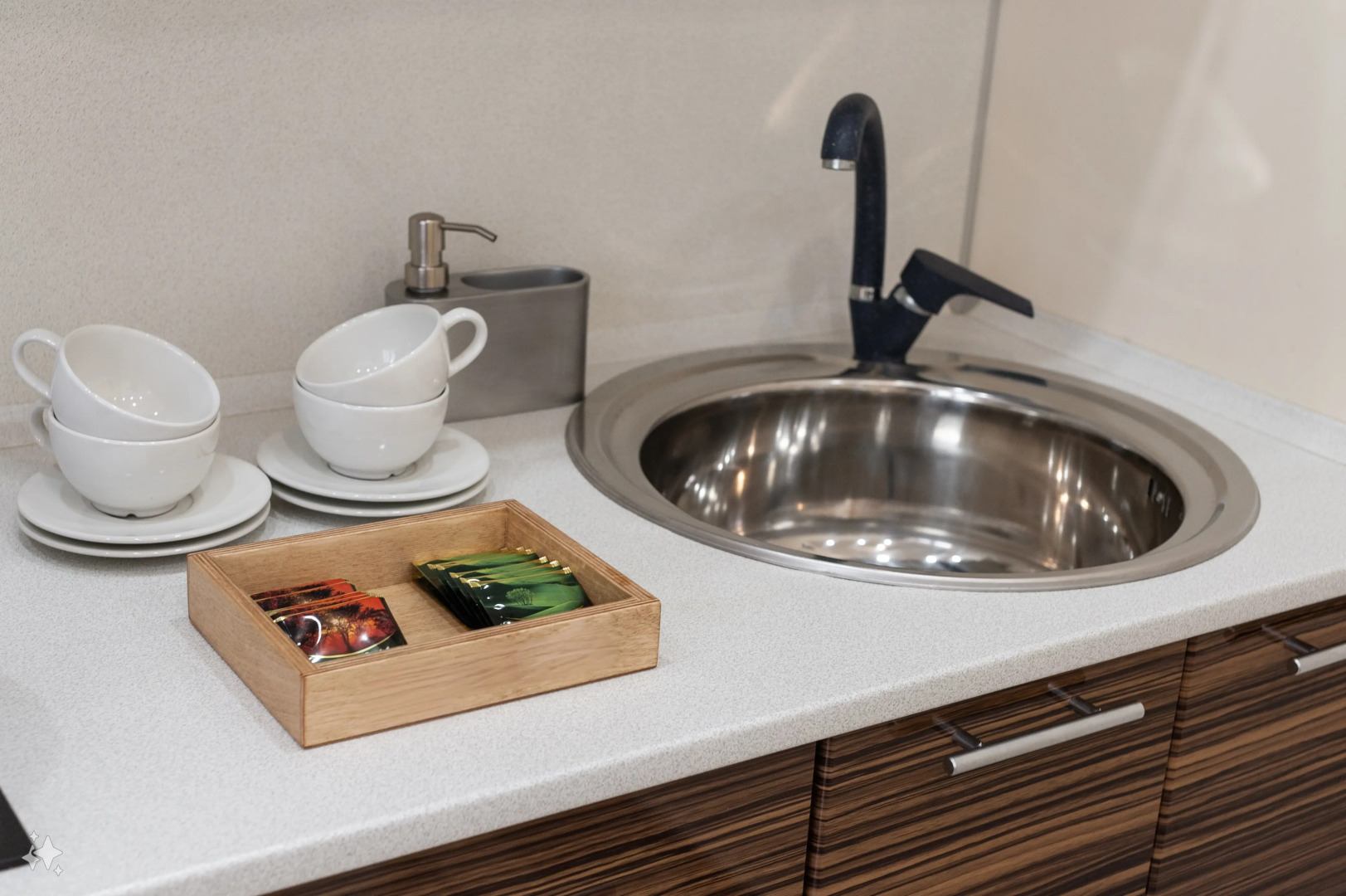 Апартаменты Романова 25