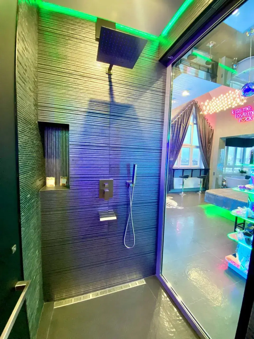 Апартаменты +18 Агат Apart Energy с Панорамным Видом и Джакузи