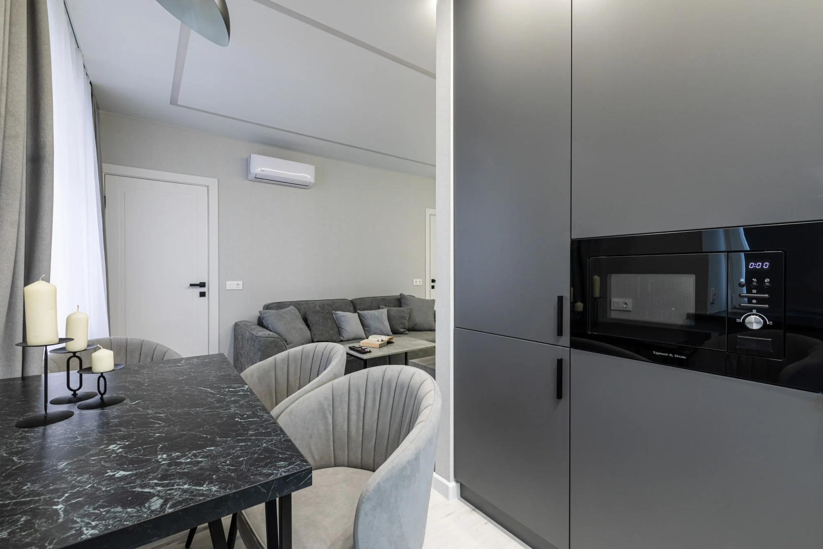 Апартаменты трехкомнатные