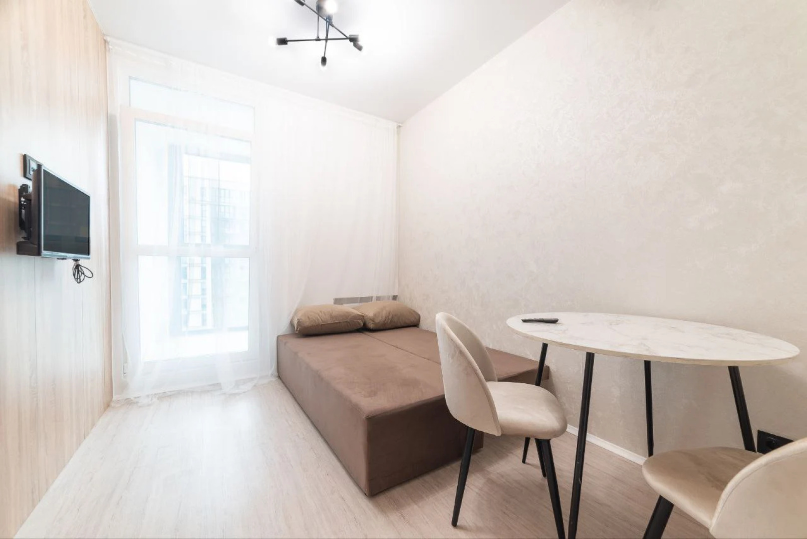 Апартаменты BelaTravel по адресу Братская, 11