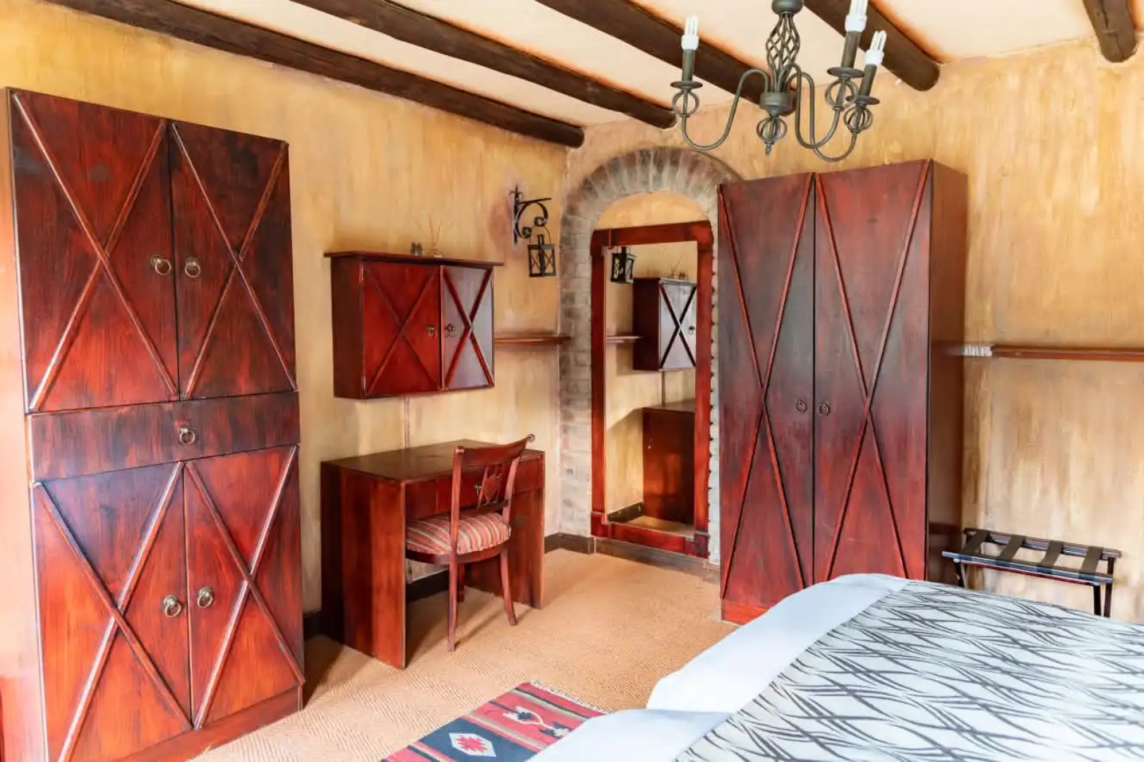 Отель Belvedere Estate