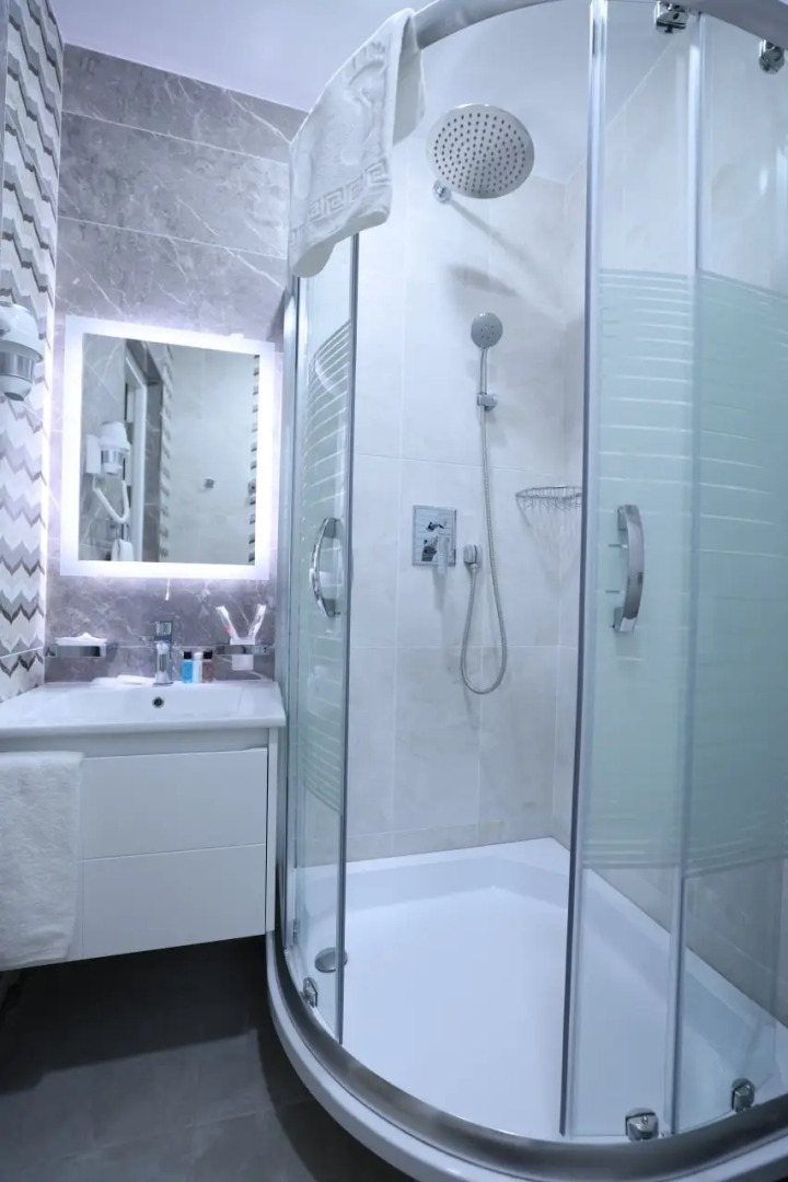 Отель Continental