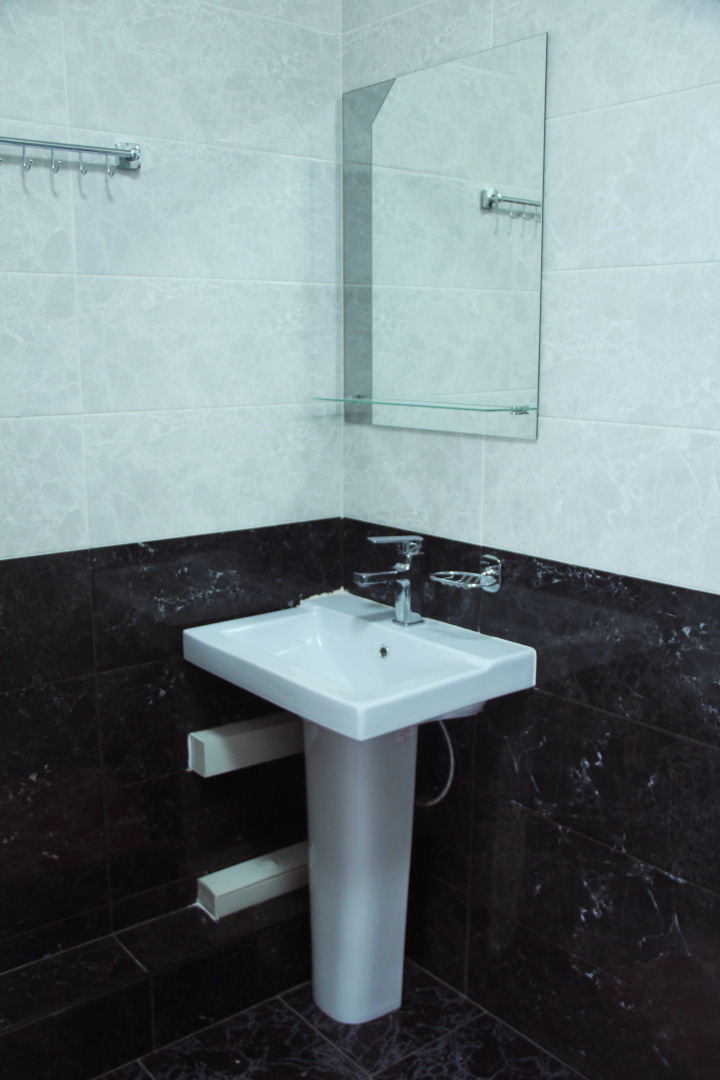 Моцарт Холл