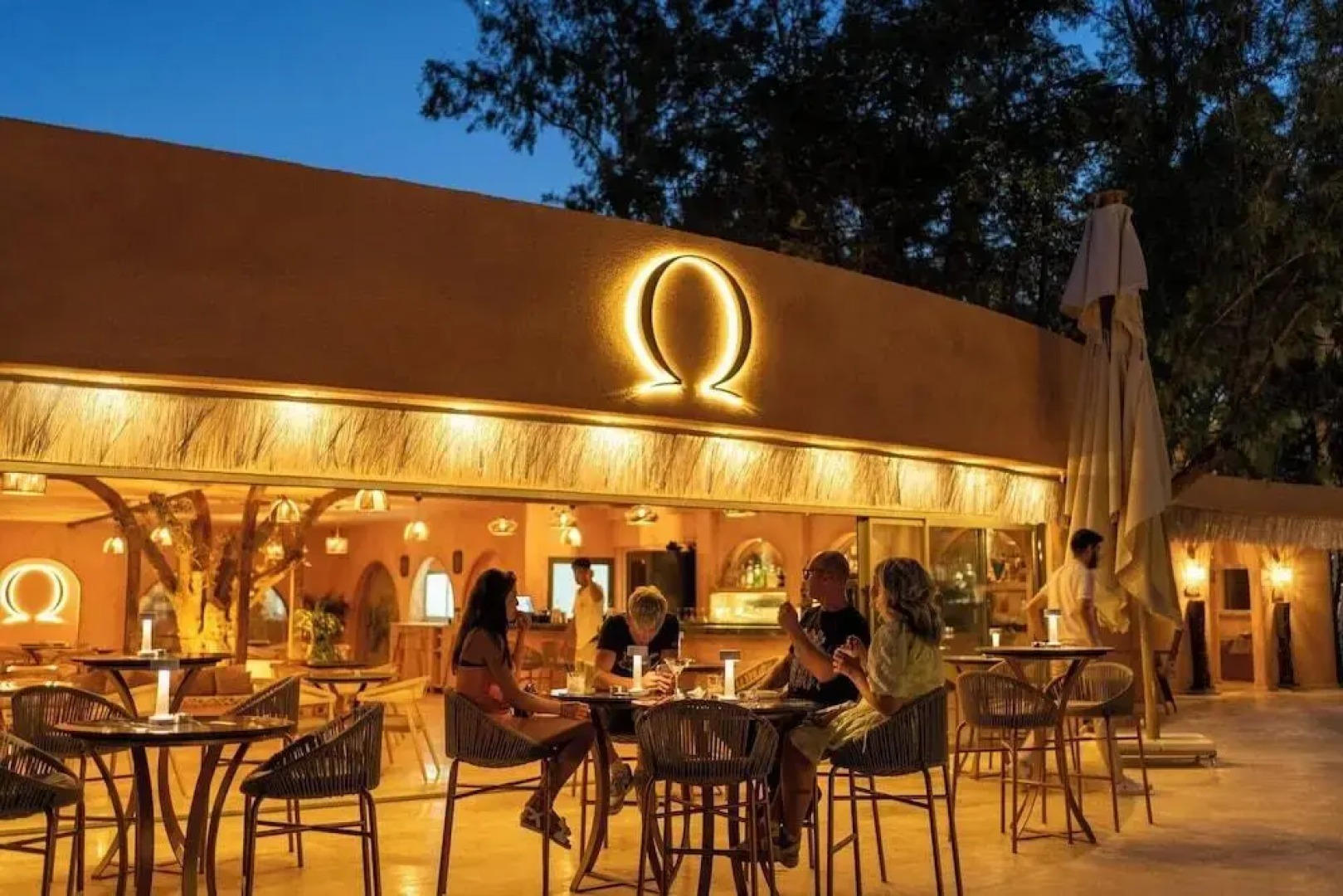 Отель Inone Mucho Selection Hotel