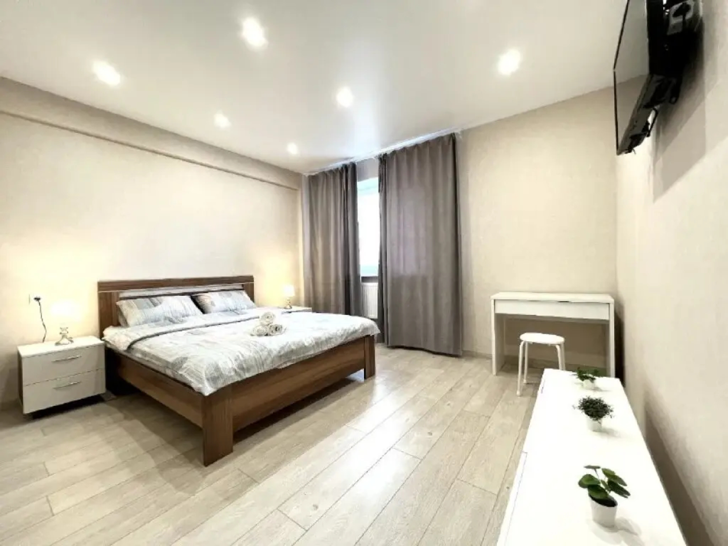 Апартаменты 1 на Пухова 56