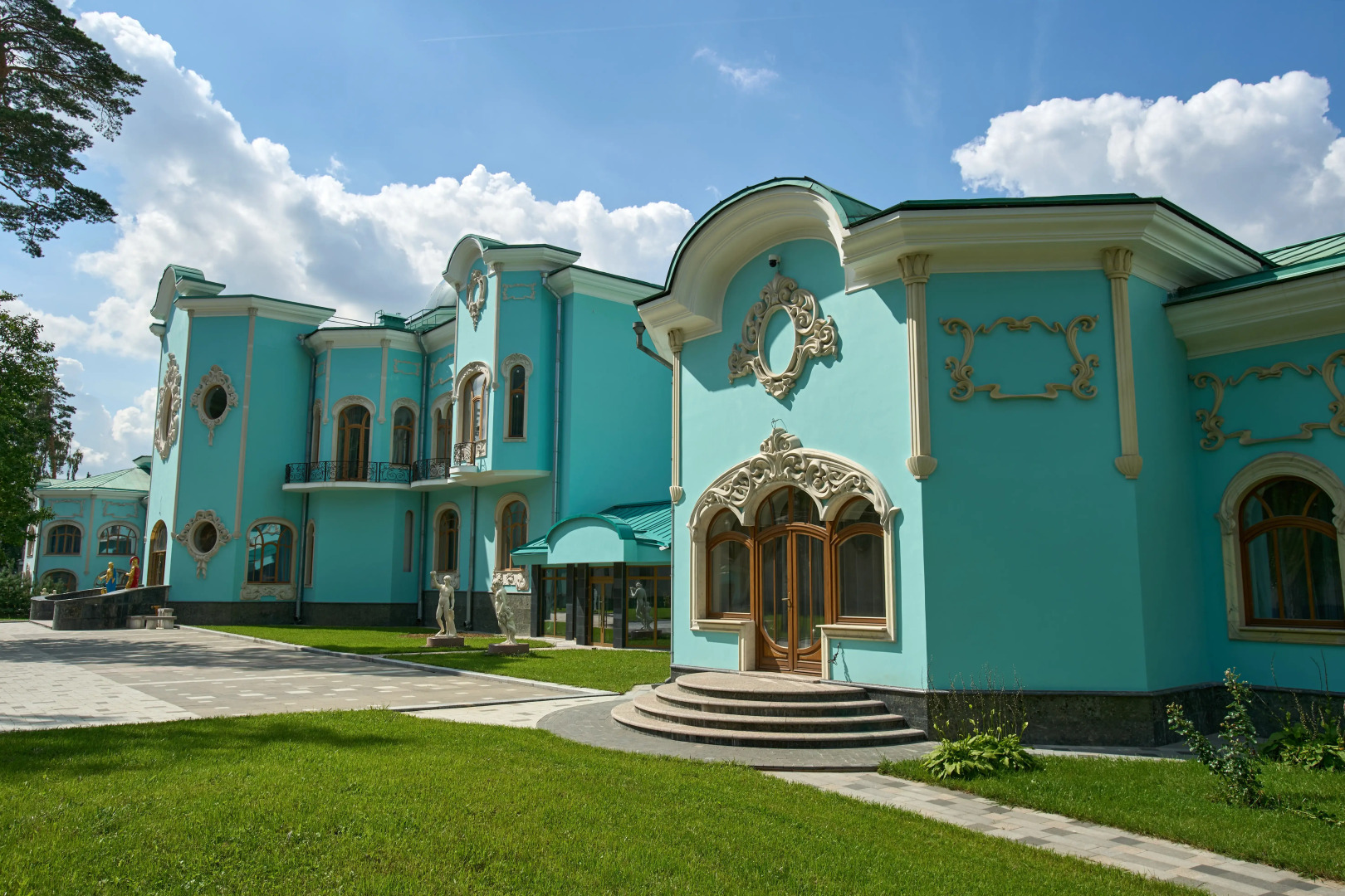 Отель Malakhovka Palace