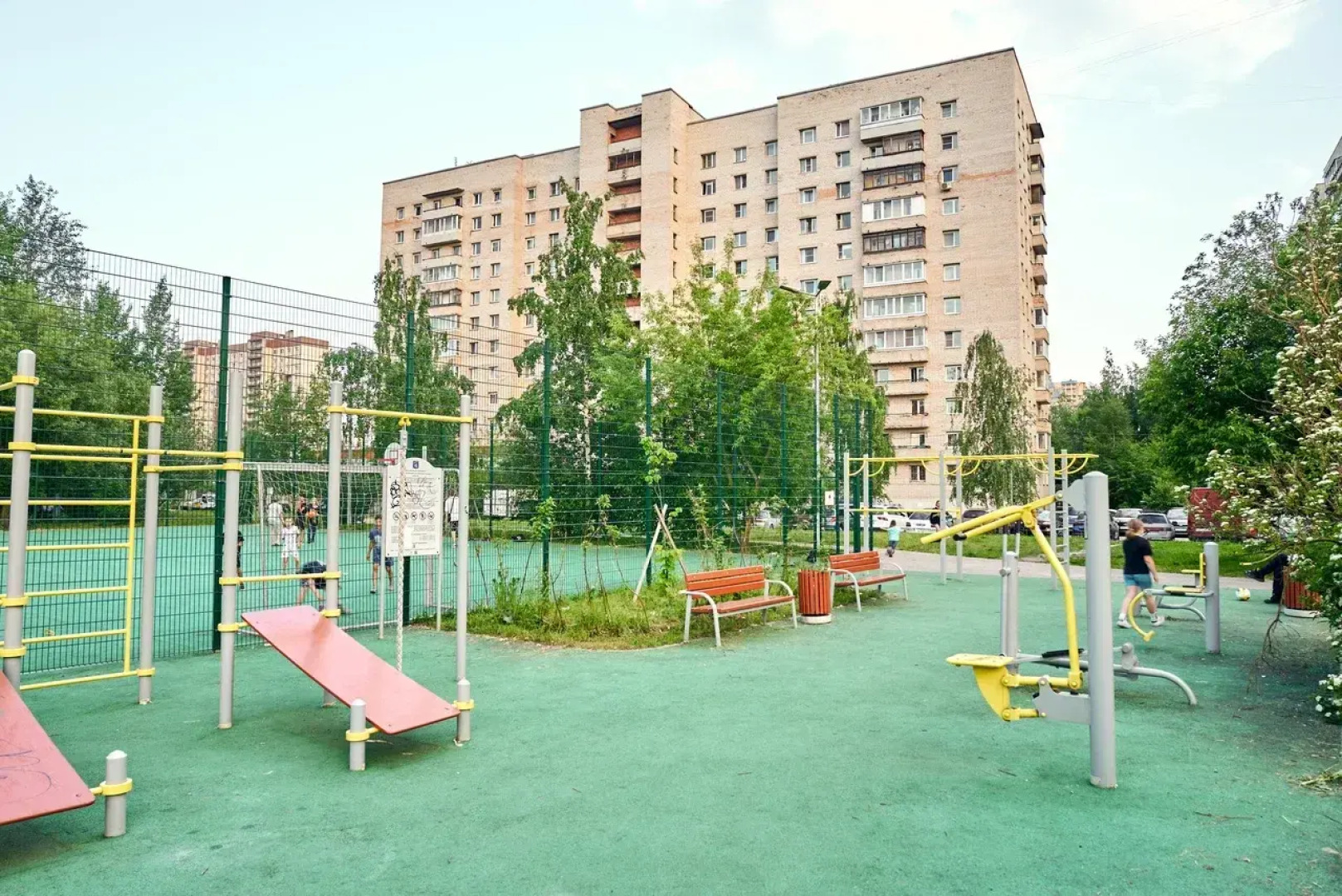Отель Корона