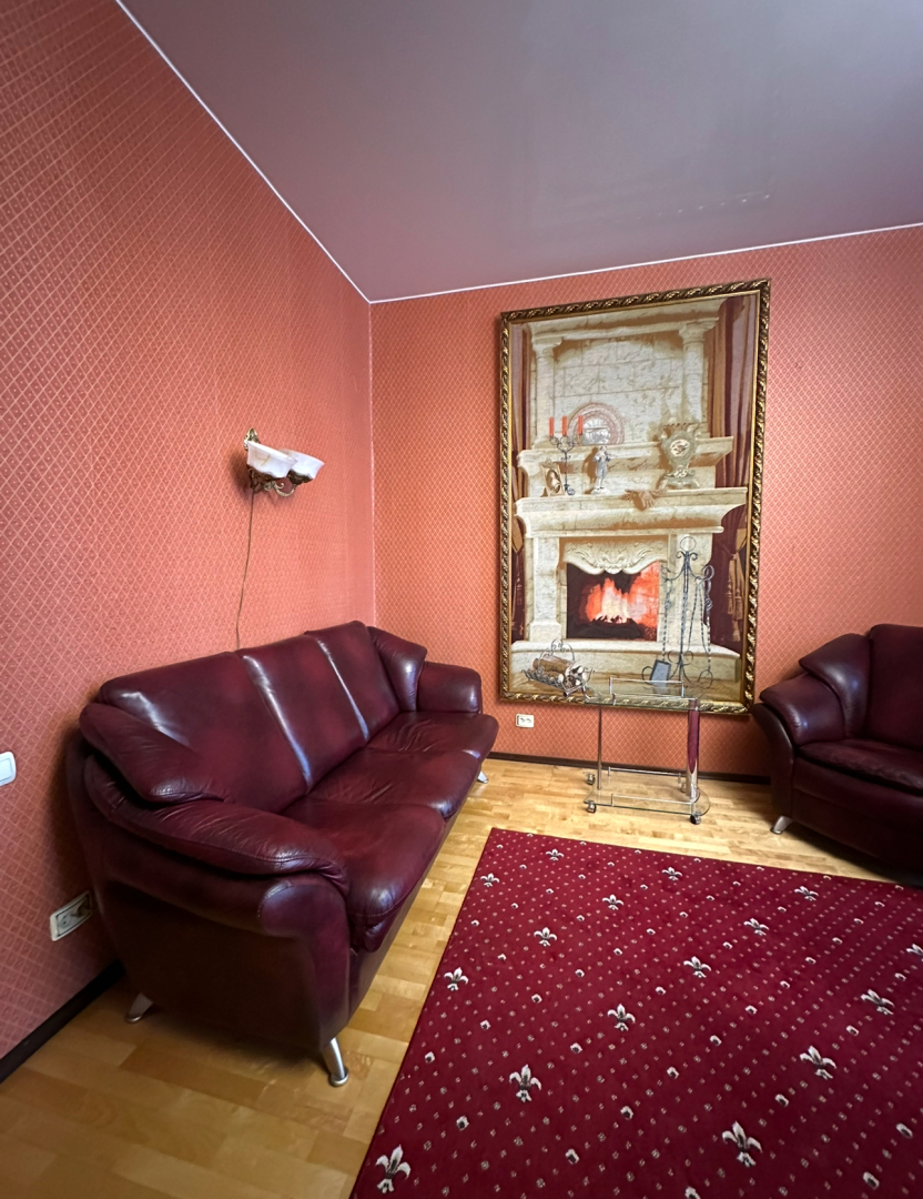 Квартира Большая Двухкомнатная на Ленина 18