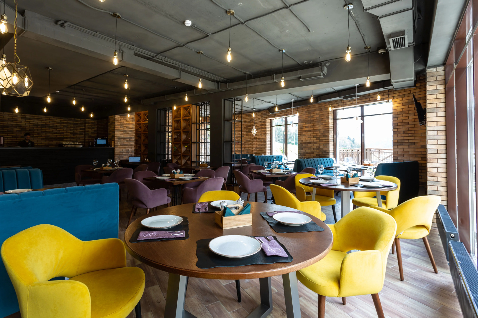 Axis Миррос Архыз