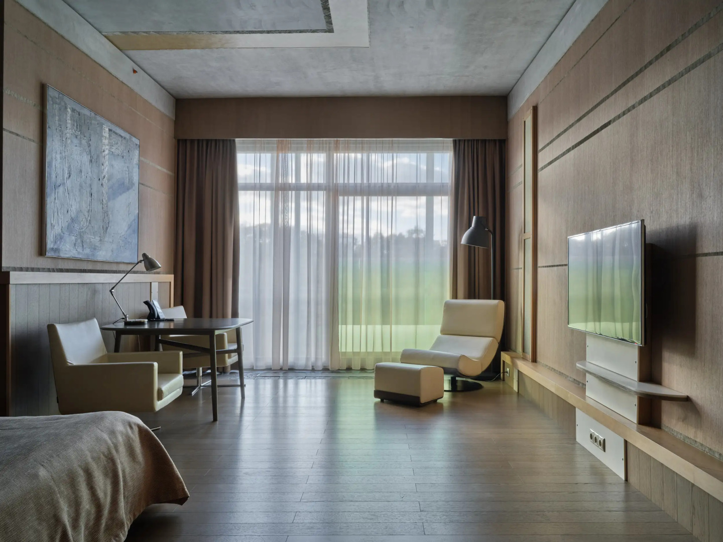 Отель Garden Embassy