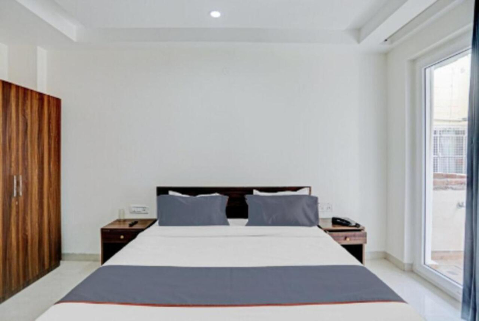 Отель Collection Inn