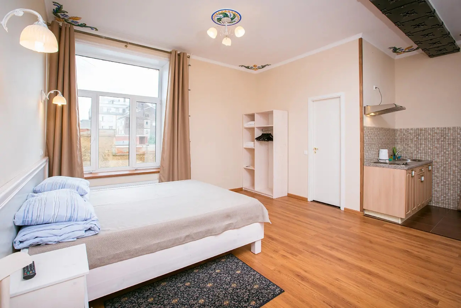 Отель на Римского-Корсакова