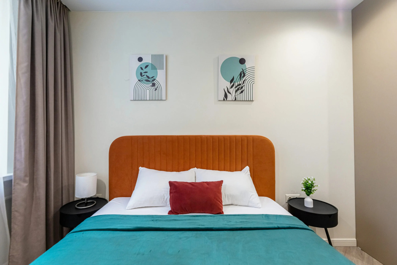 Апартаменты рядом с театром Г. Камала