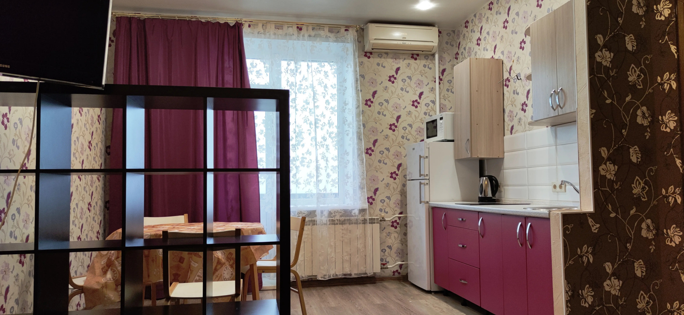 Апартаменты на Челюскинцев 3