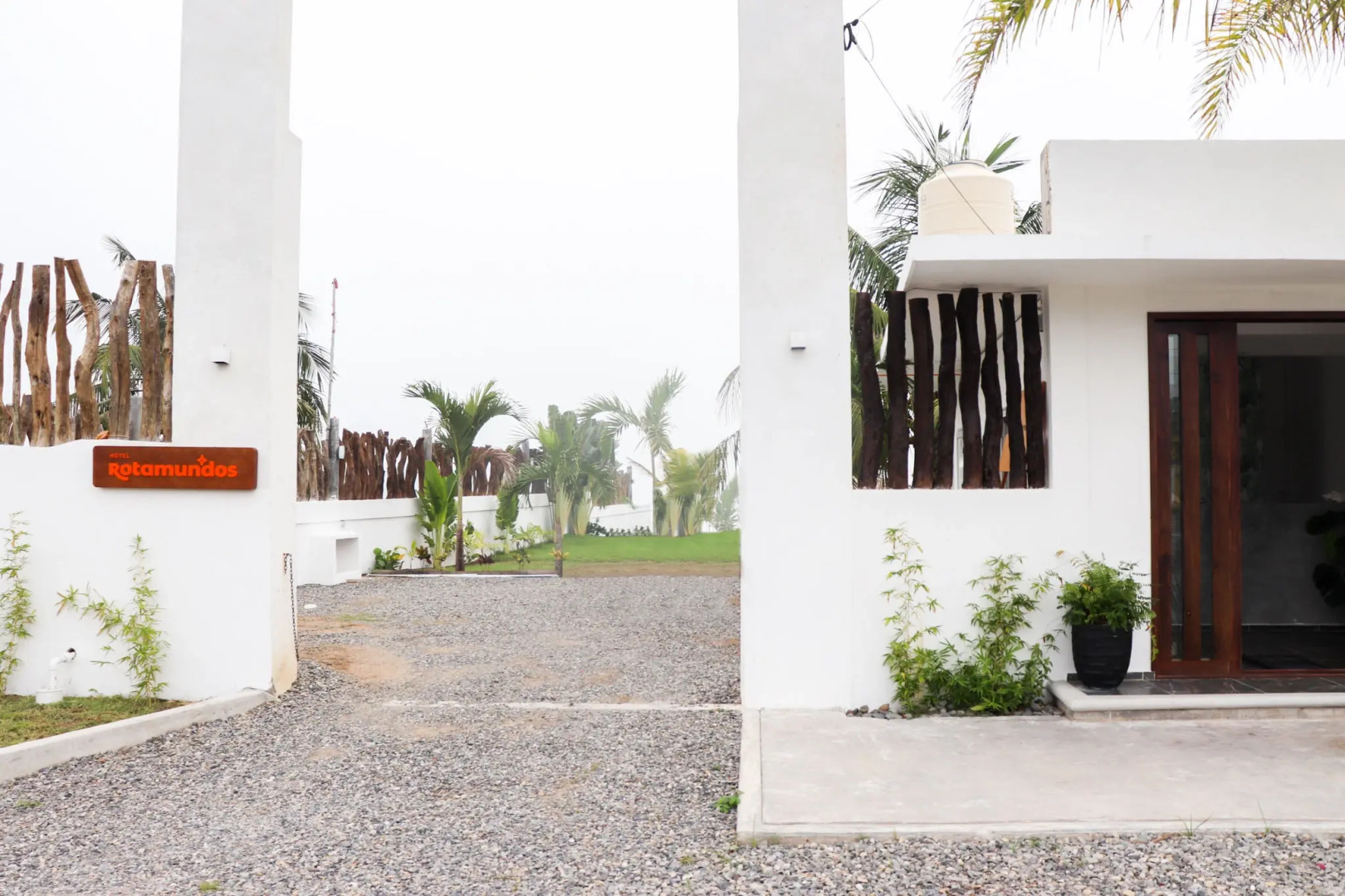 Отель Lunazul by Rotamundos