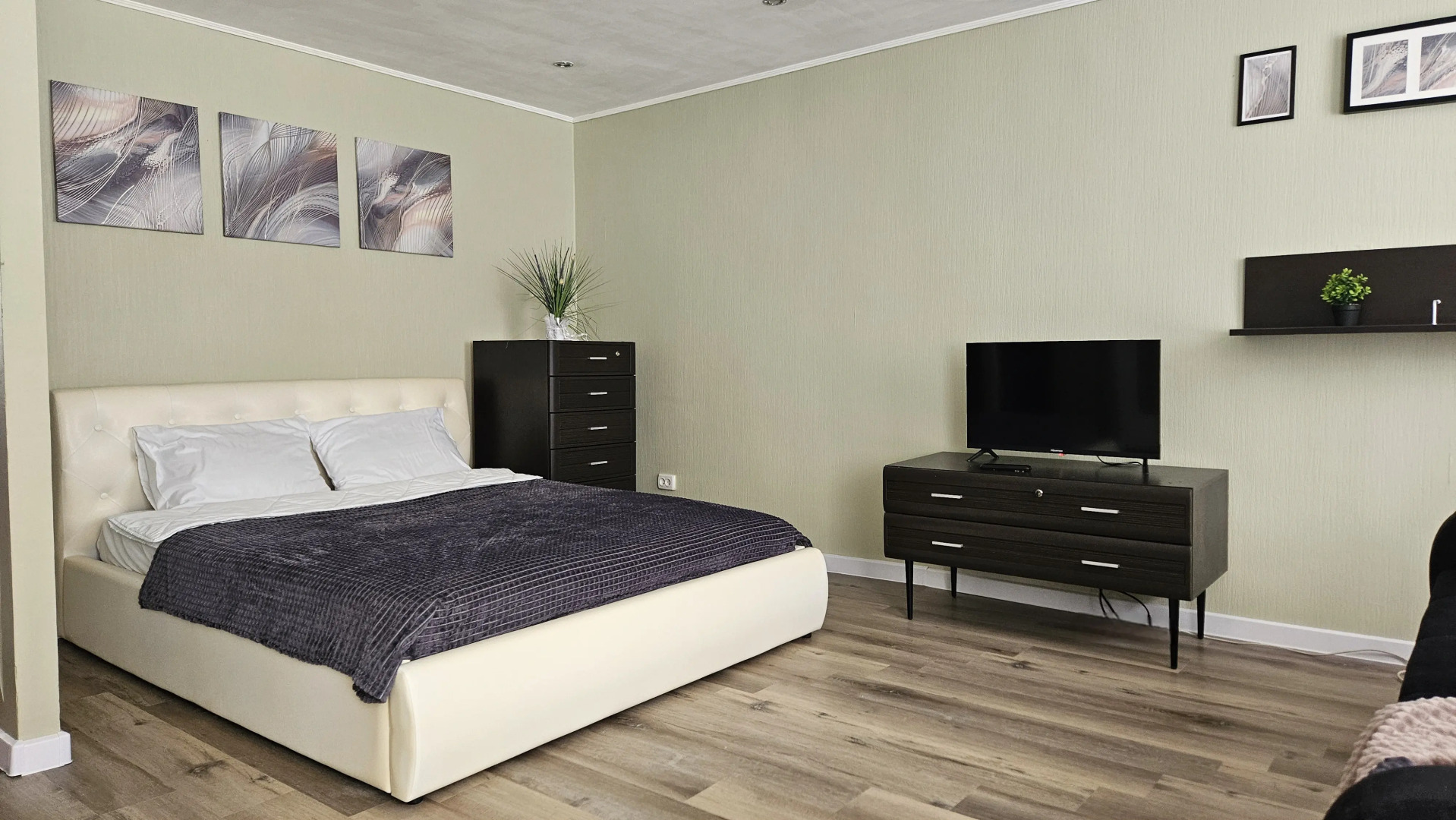 Квартира Луначарского 86