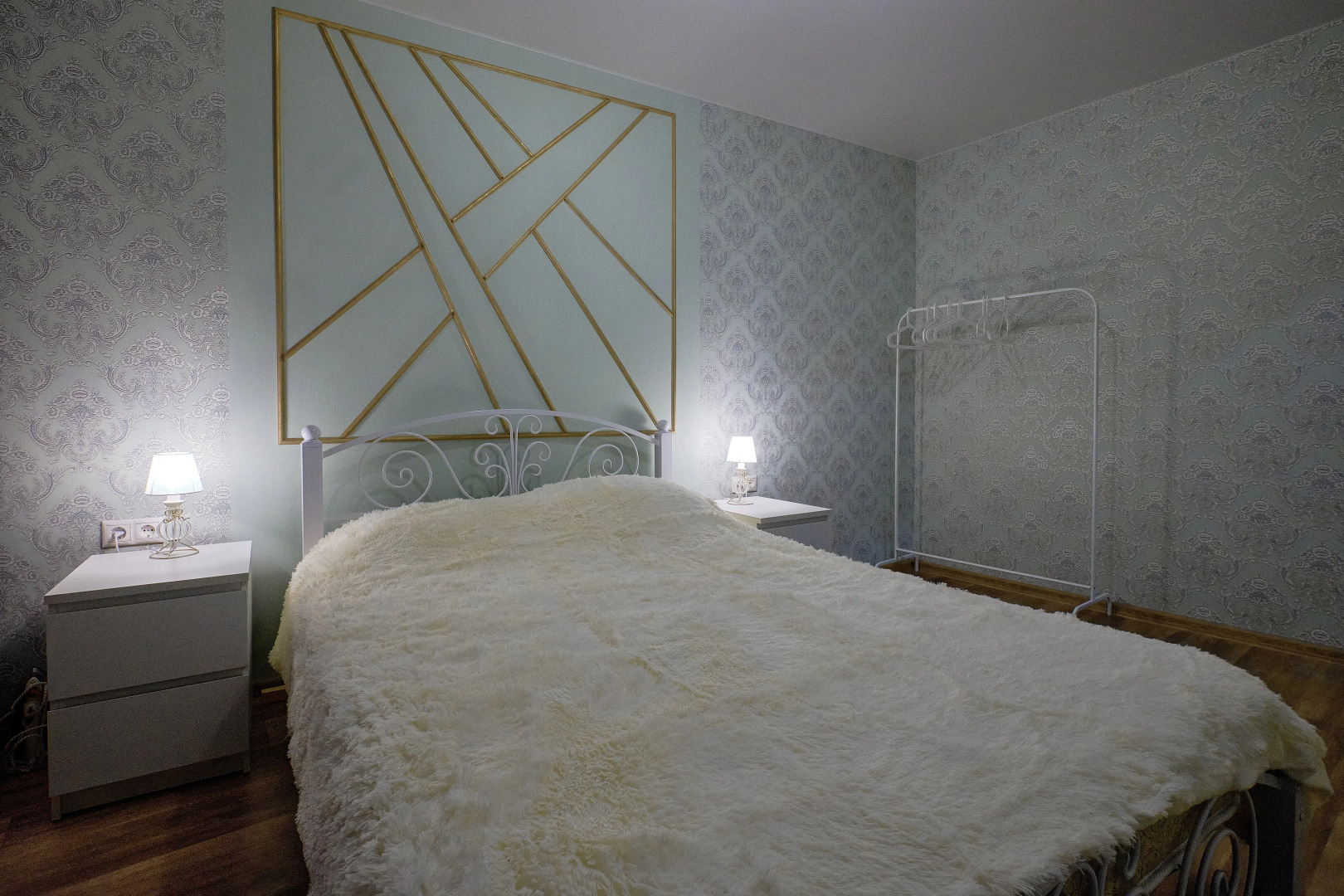 Квартира 2-х комн   у Московского вокзала - Невский пр 103