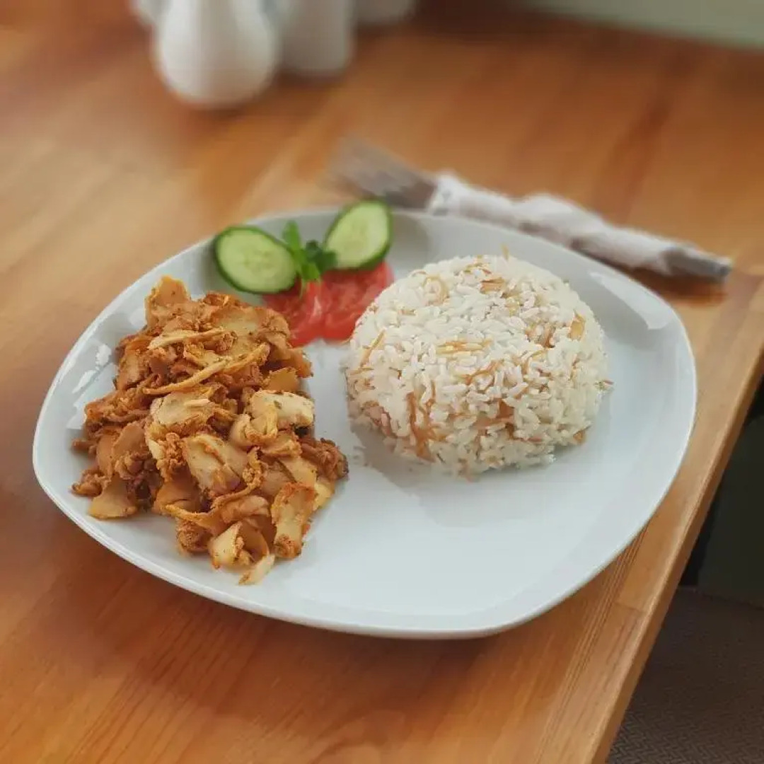 Отель Чёрный Слон