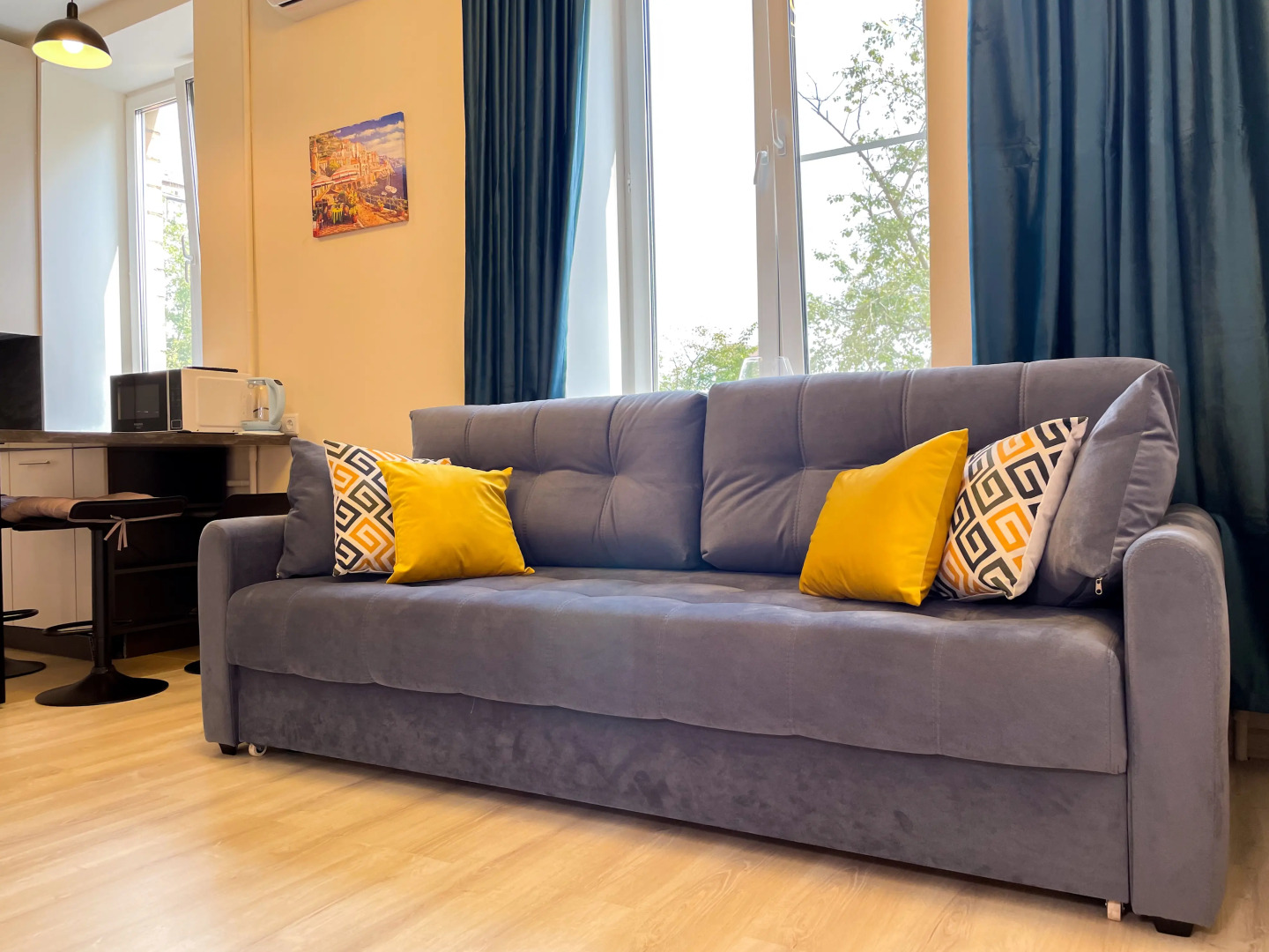 Квартира FolkFort стильная квартира у метро и ТЦ