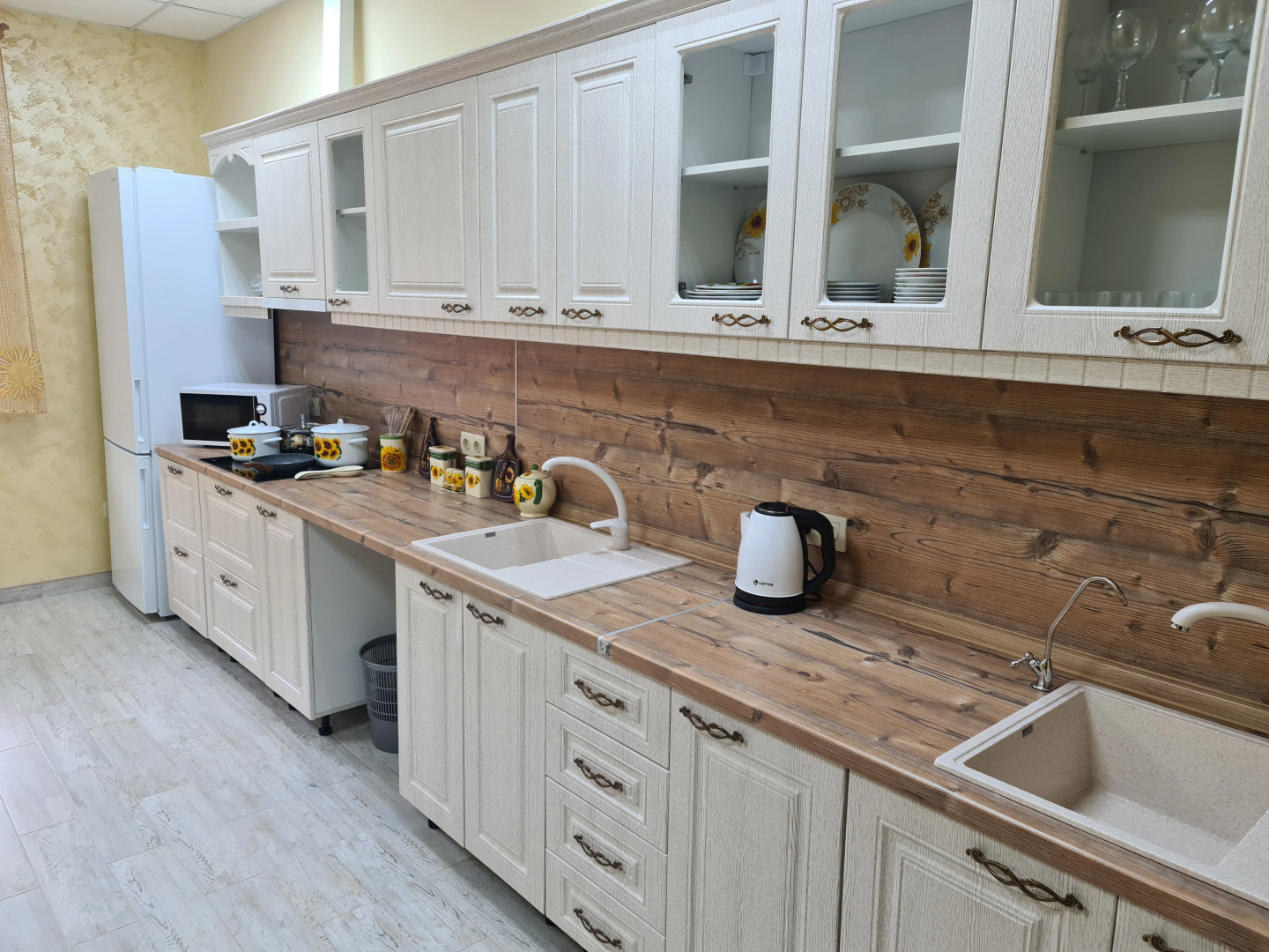 Отель Подсолнух