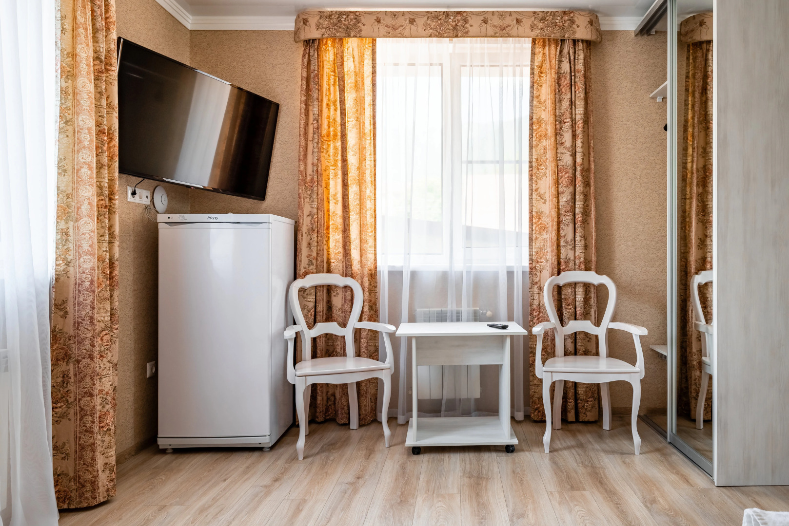 Гостевой Дом Танго в Поляне Редэнс