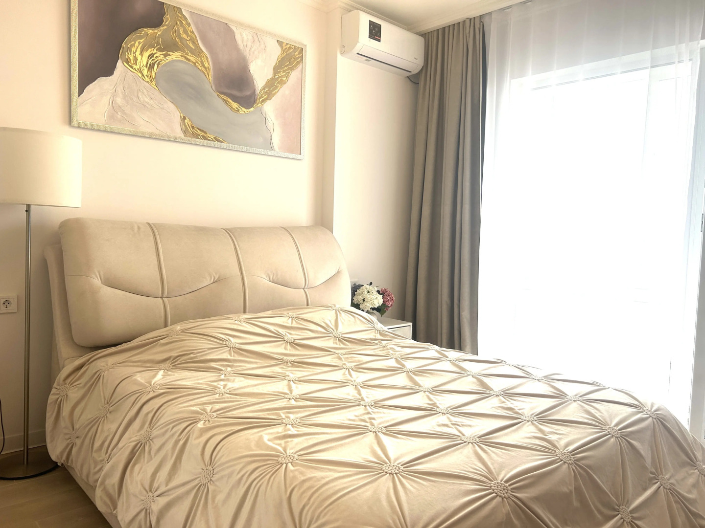 Шикарная Квартира с Видом на Реку и Город