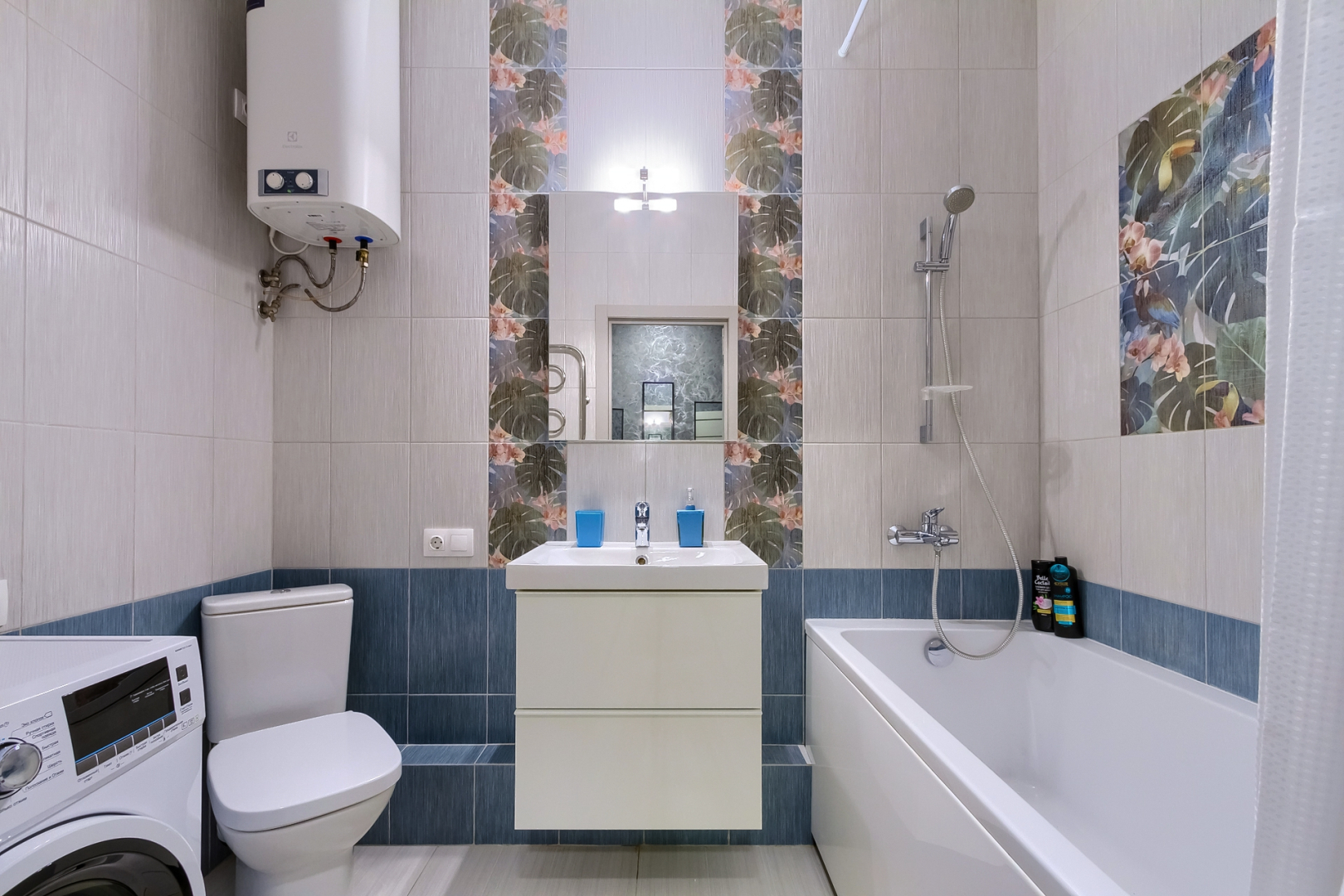 Квартира 2к Andora-apart в центре с видом на город