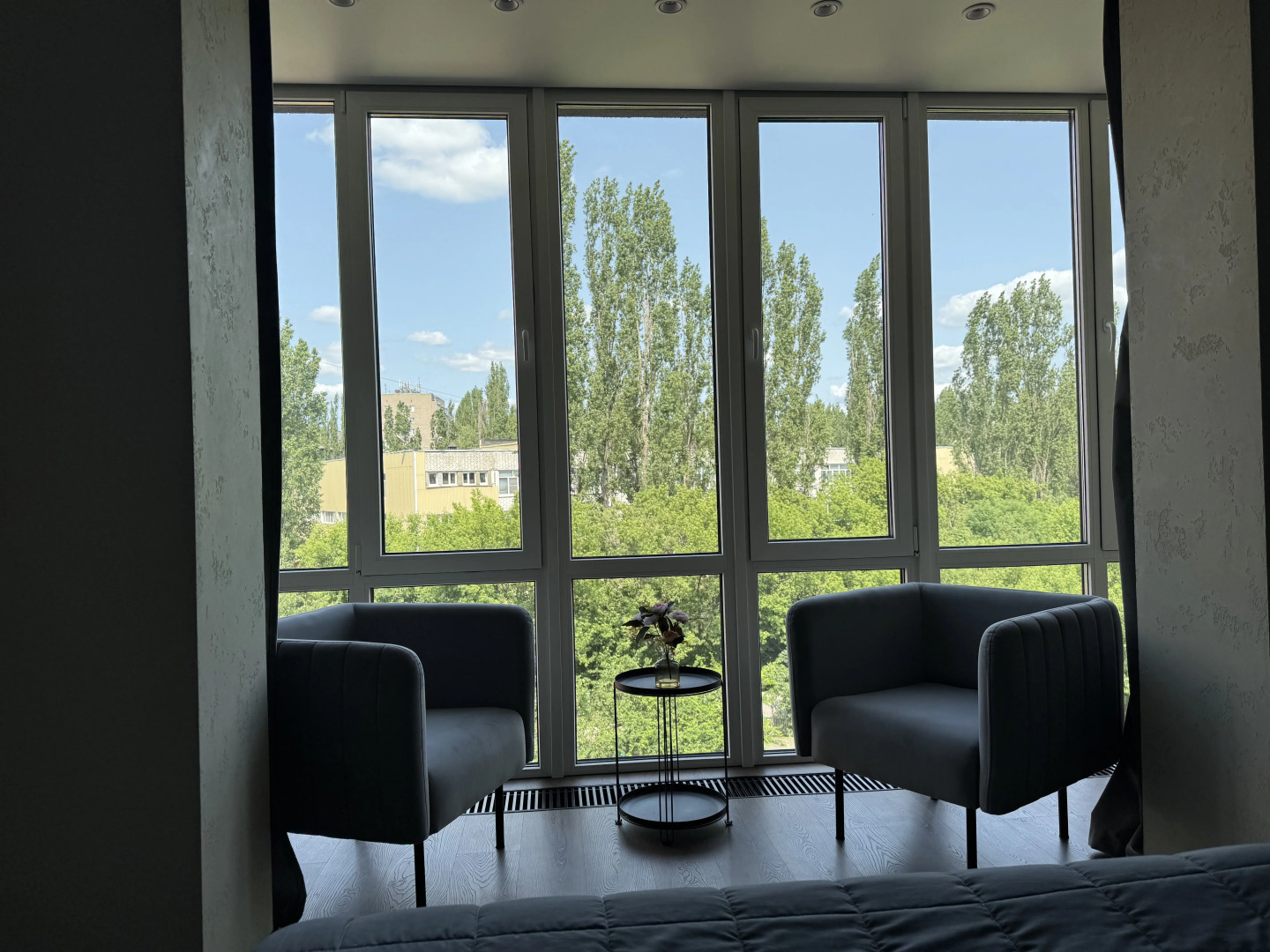 Квартира уютная 2х-к с дизайнерским ремонтом в ЖК Апарт