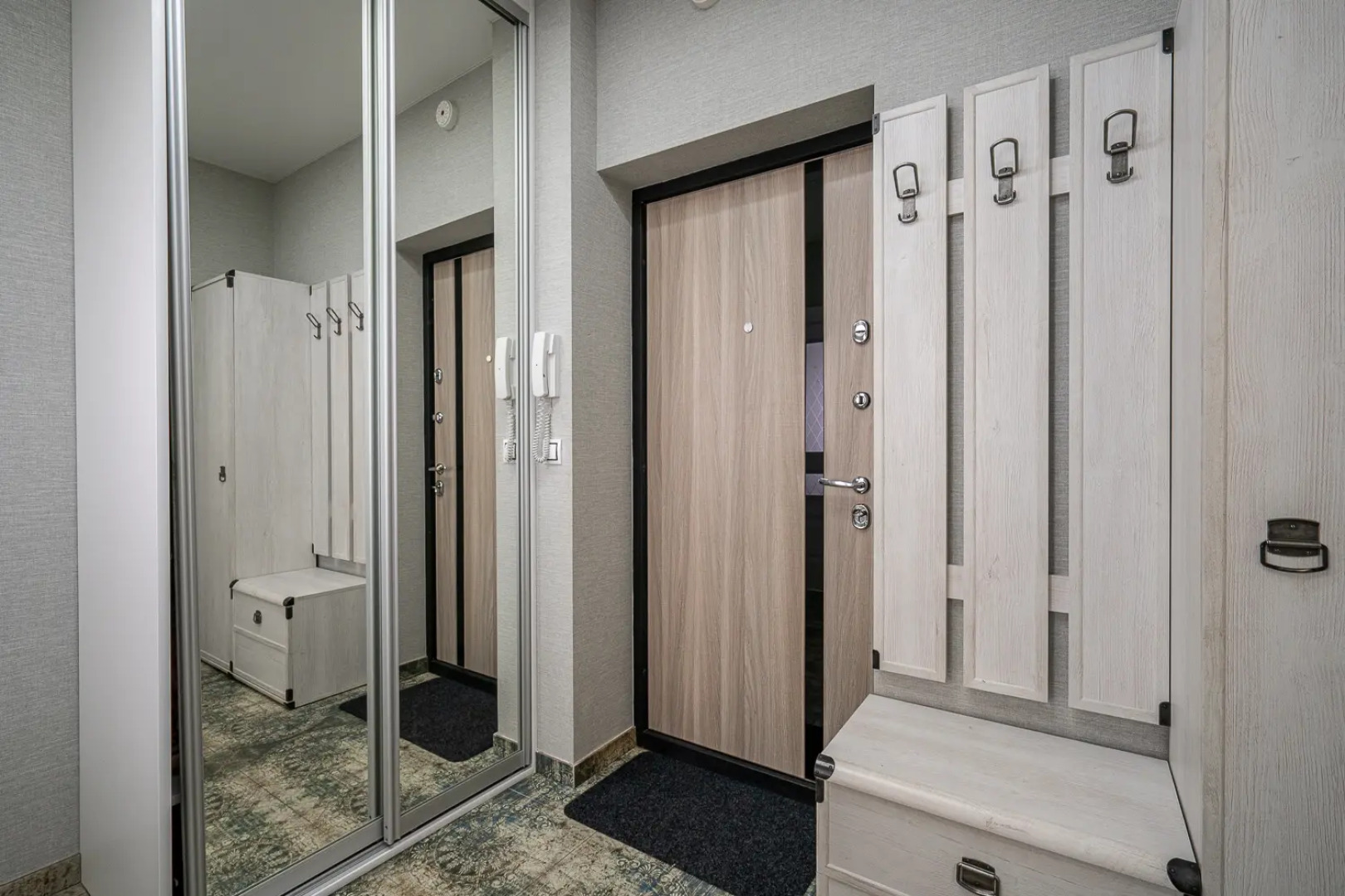 Квартира Апартаменты Ladgorna на Репина 4