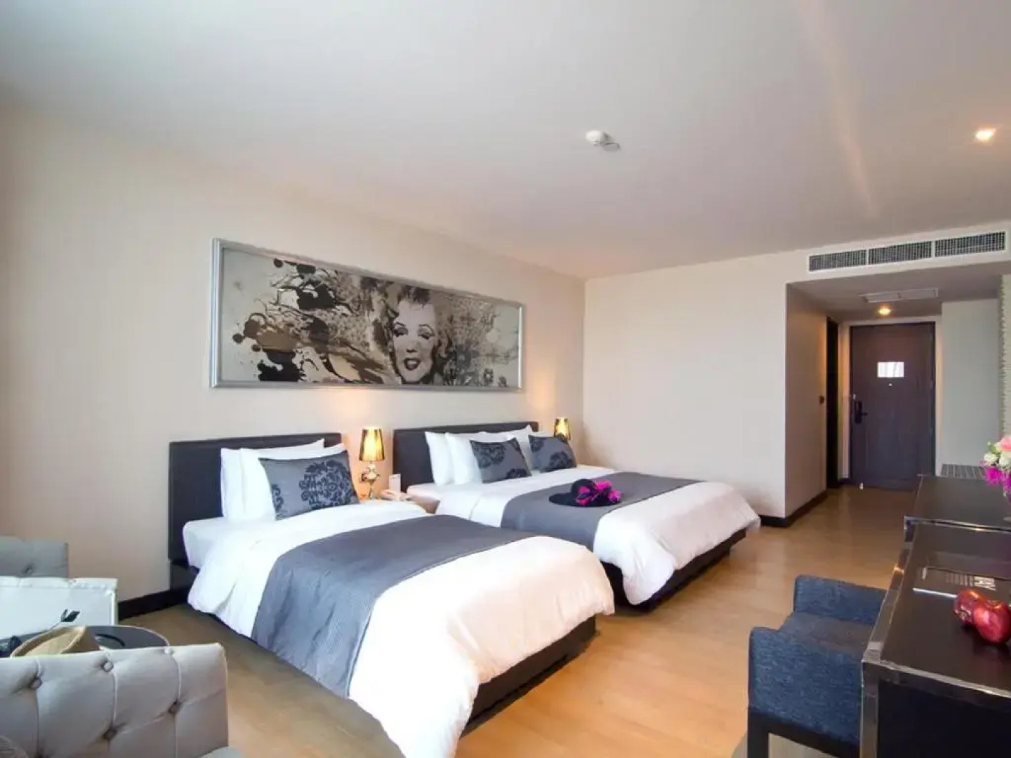 Отель Way Hotel Pattaya