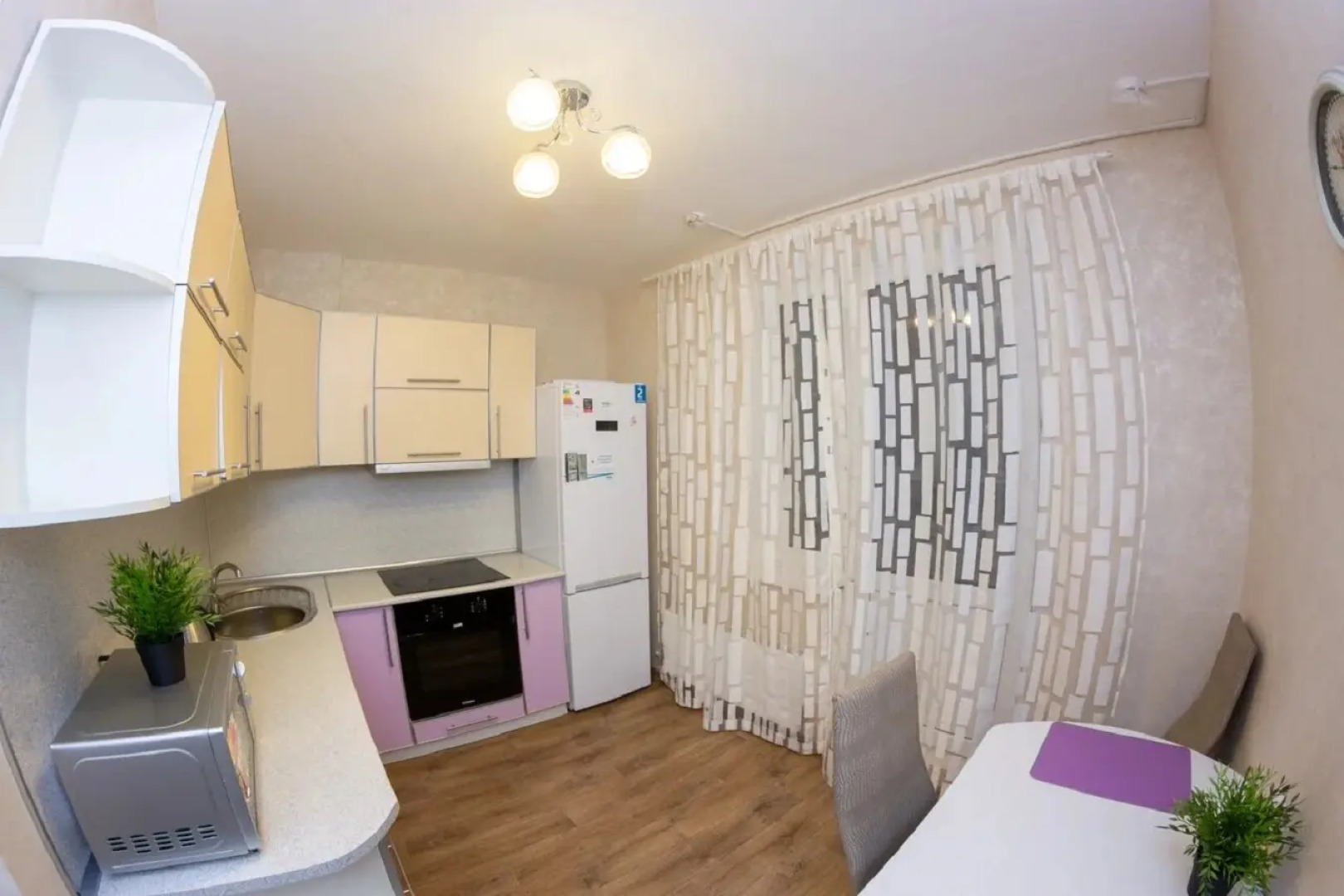 Апартаменты с Видом на Реку