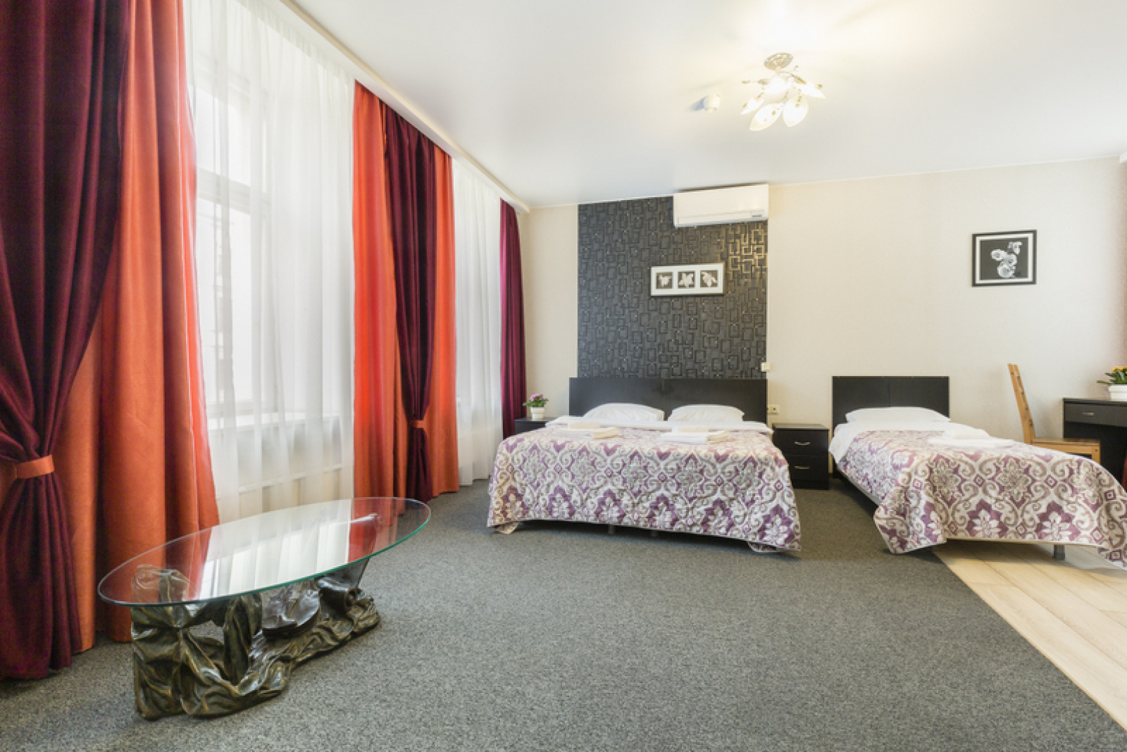 Отель Амбер