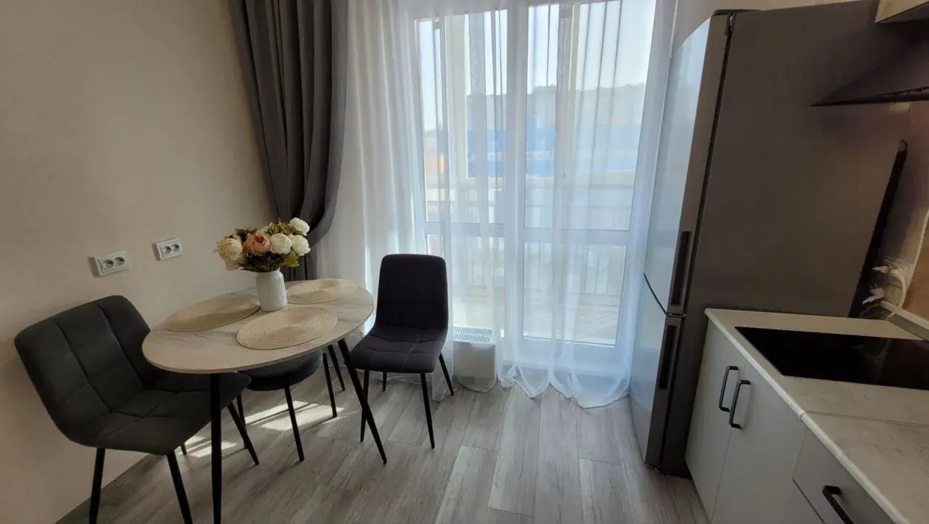 Однокомнатная квартира  СИБИРЬ HOUSE    Ледовый дворец