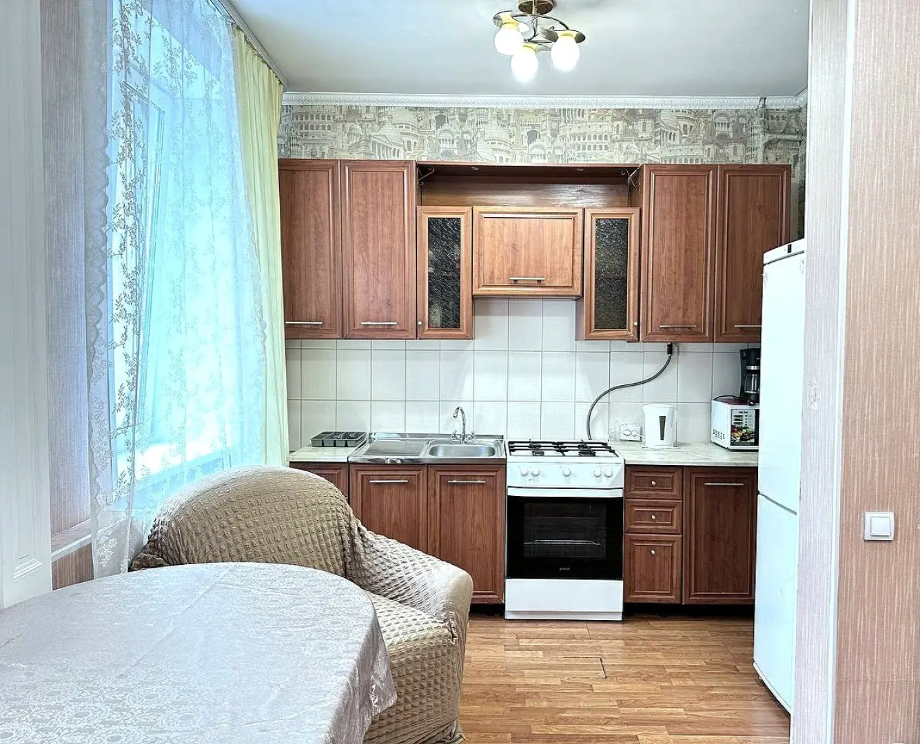 Квартира трехкомнатная в центре на Весенней