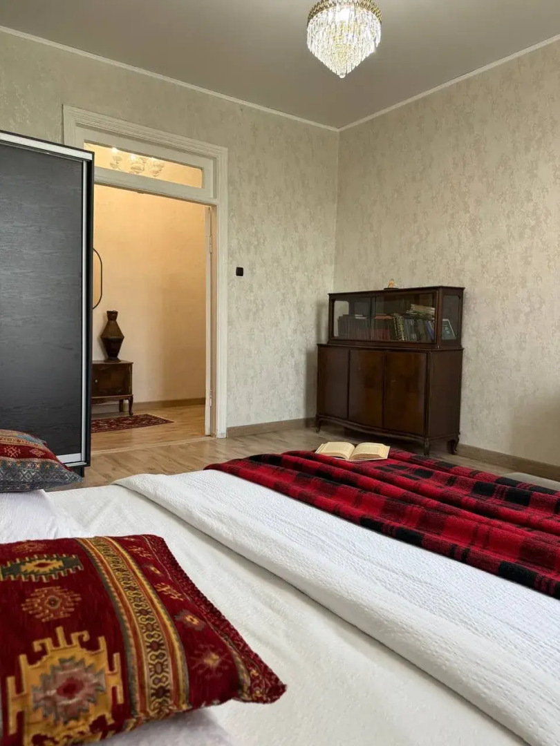 Апартаменты Сталинка на Первой Линии