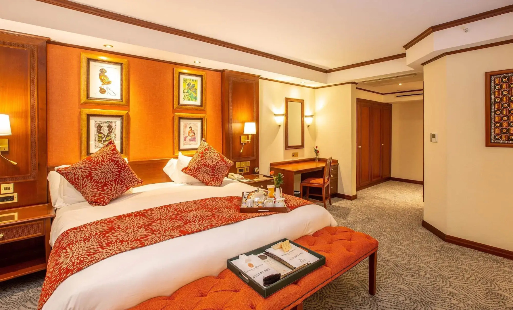 Отель Kampala Serena