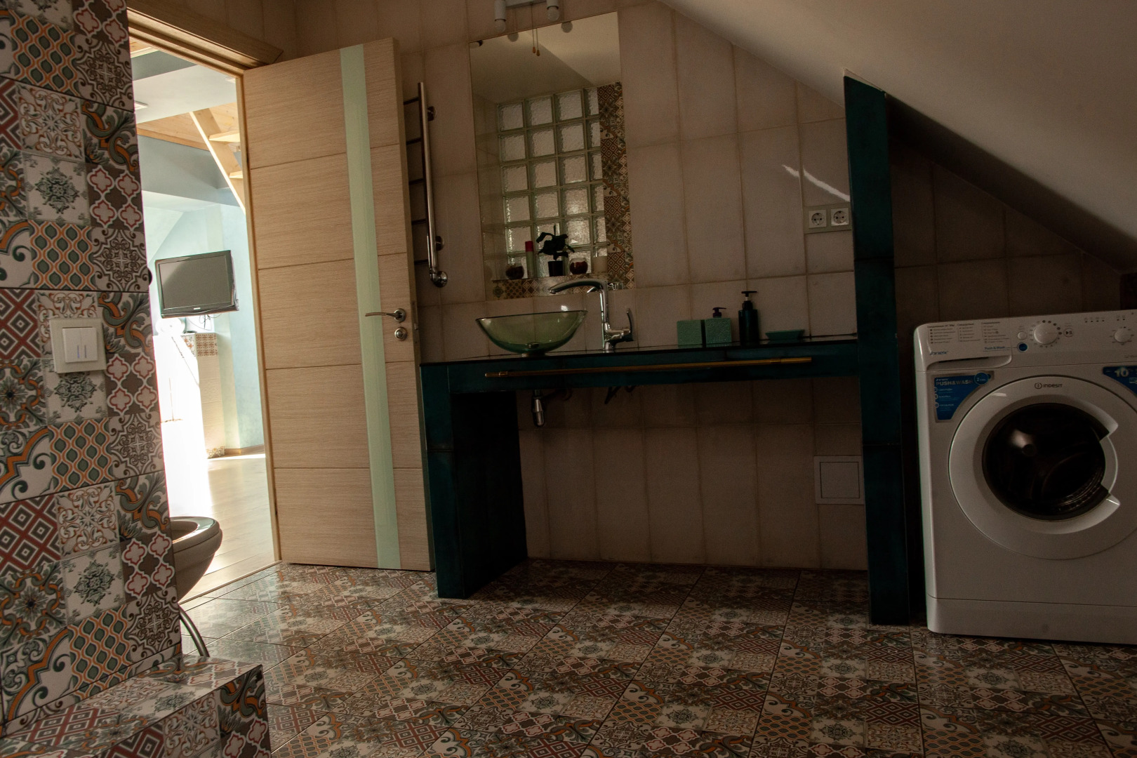 Апартаменты Ярославль, Революционная